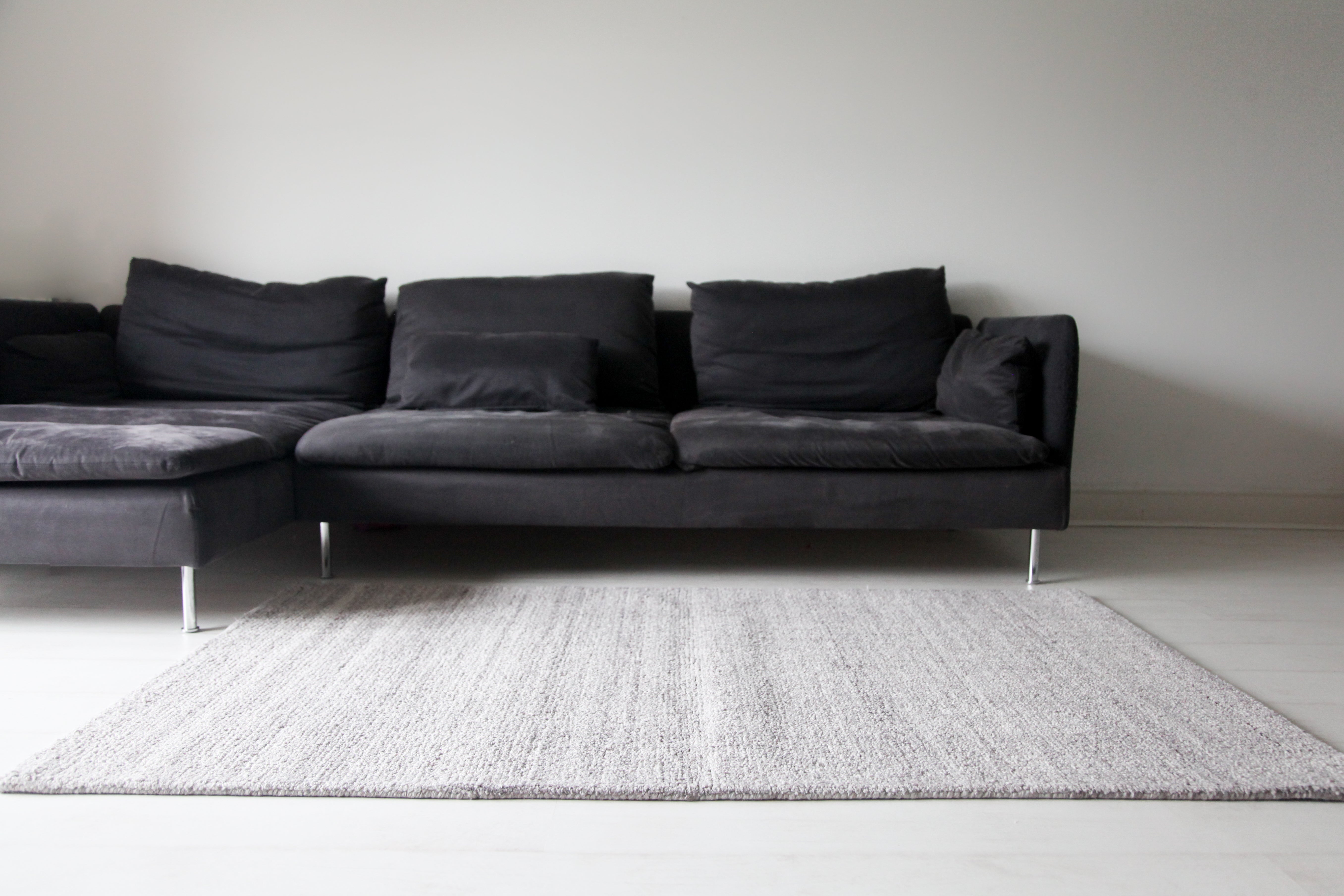 Contemporary Living Room Rugs Can Elevate Your Family Space