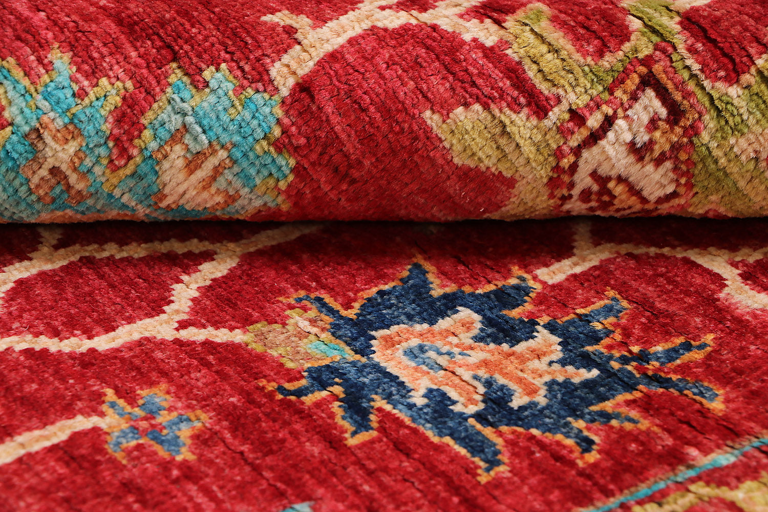 Sultani Red Rug PC 55544 - 1.81m X 1.25m