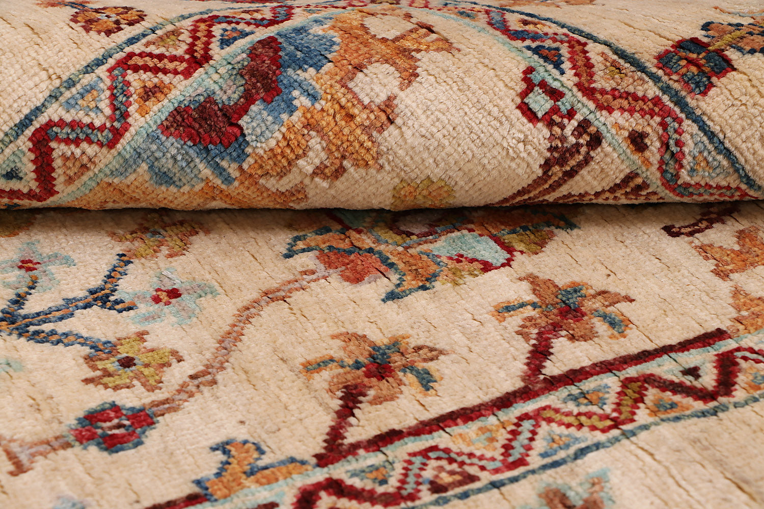 Sultani Ivory Rug PC 55656 - 1.55m X 0.96m