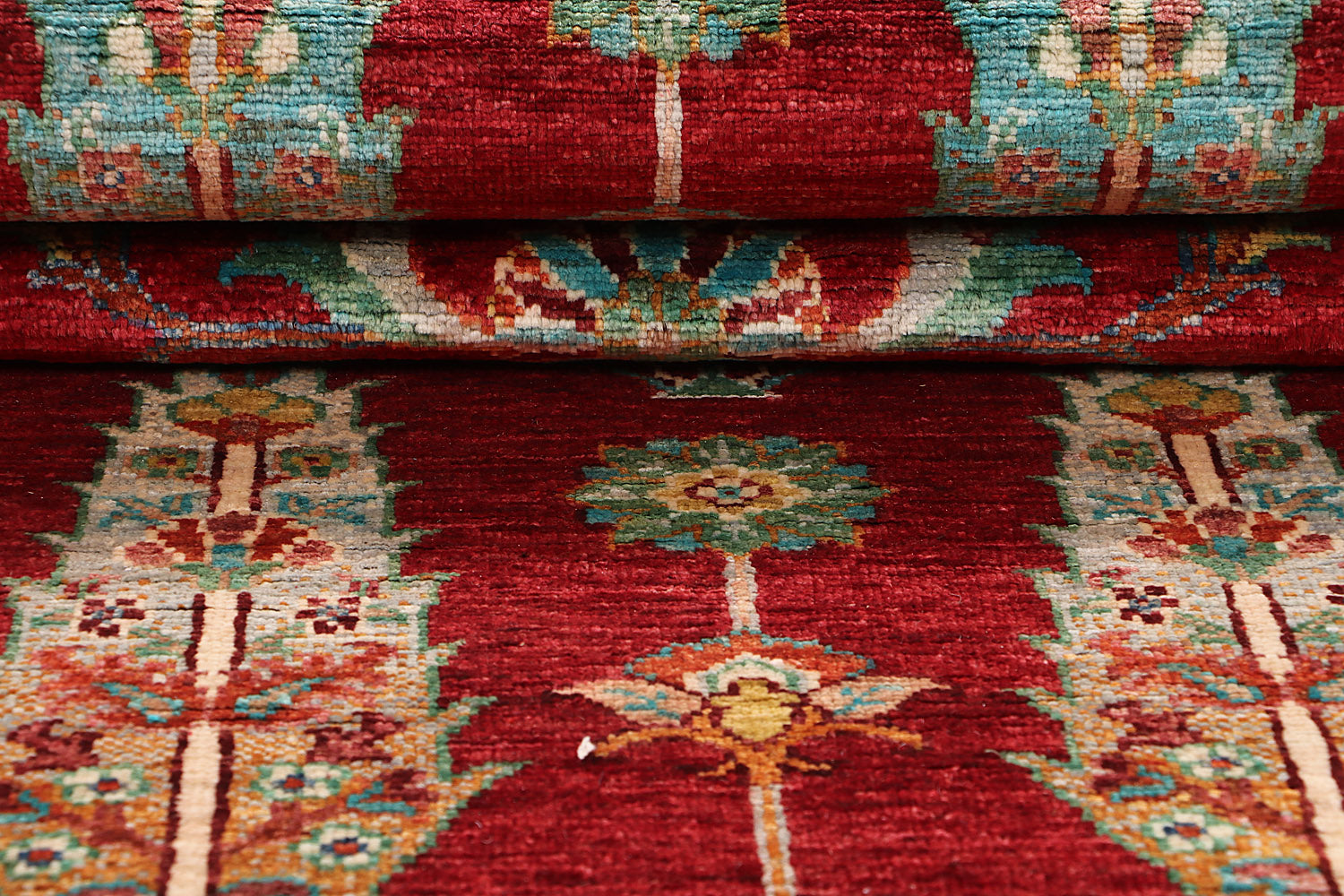 Pictorial Red Rug PC 55771 - 2.44m X 0.72m