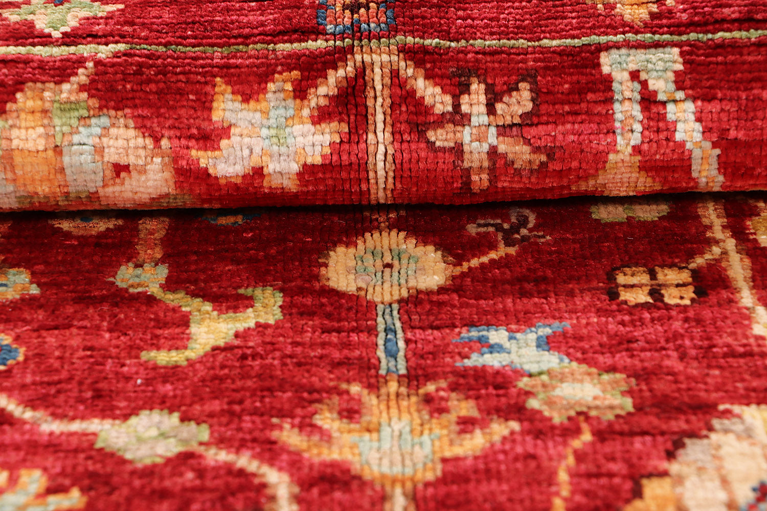 Sultani Red Rug PC 55611 - 0.95m X 0.62m