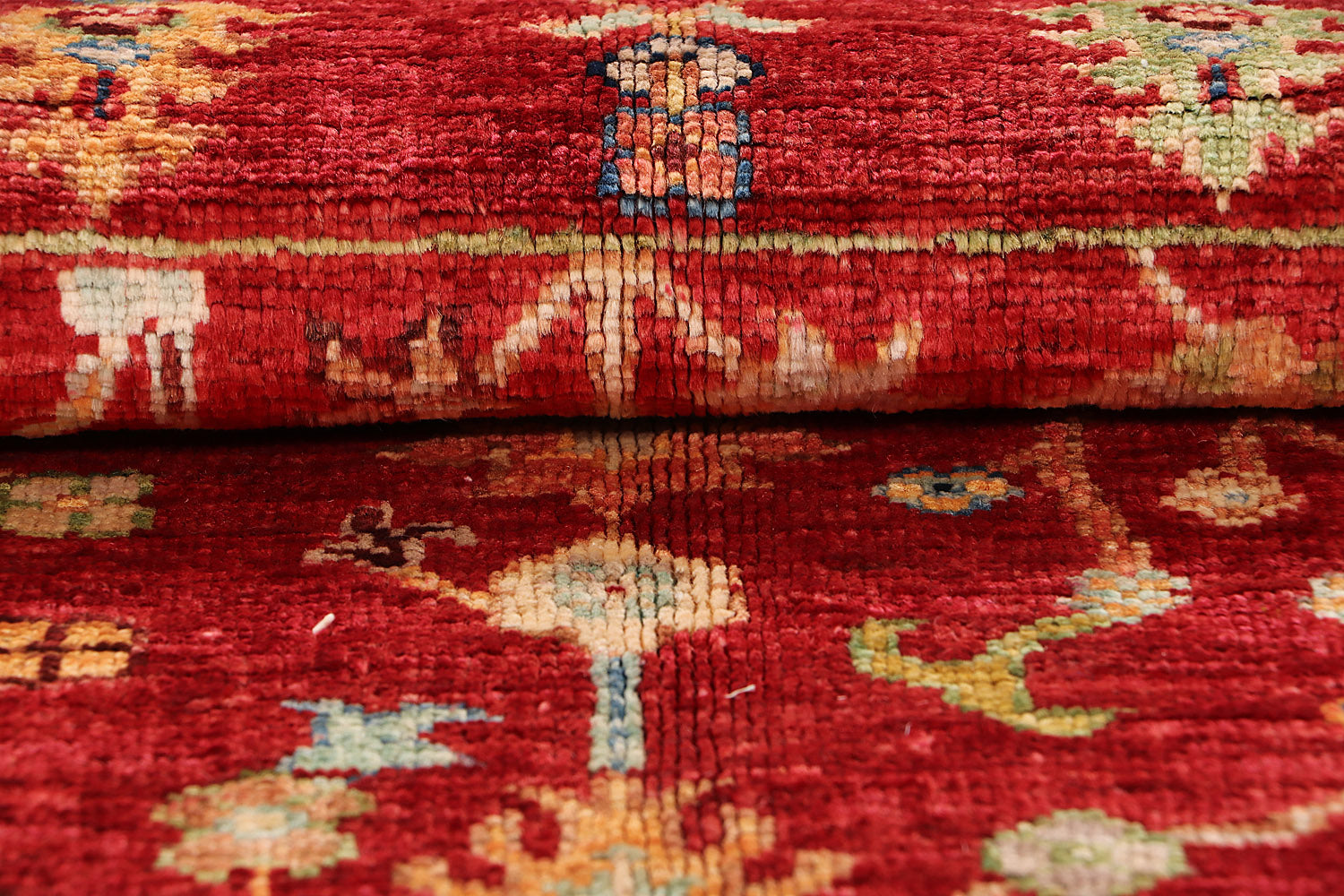 Sultani Red Rug PC 55610 - 0.93m X 0.61m