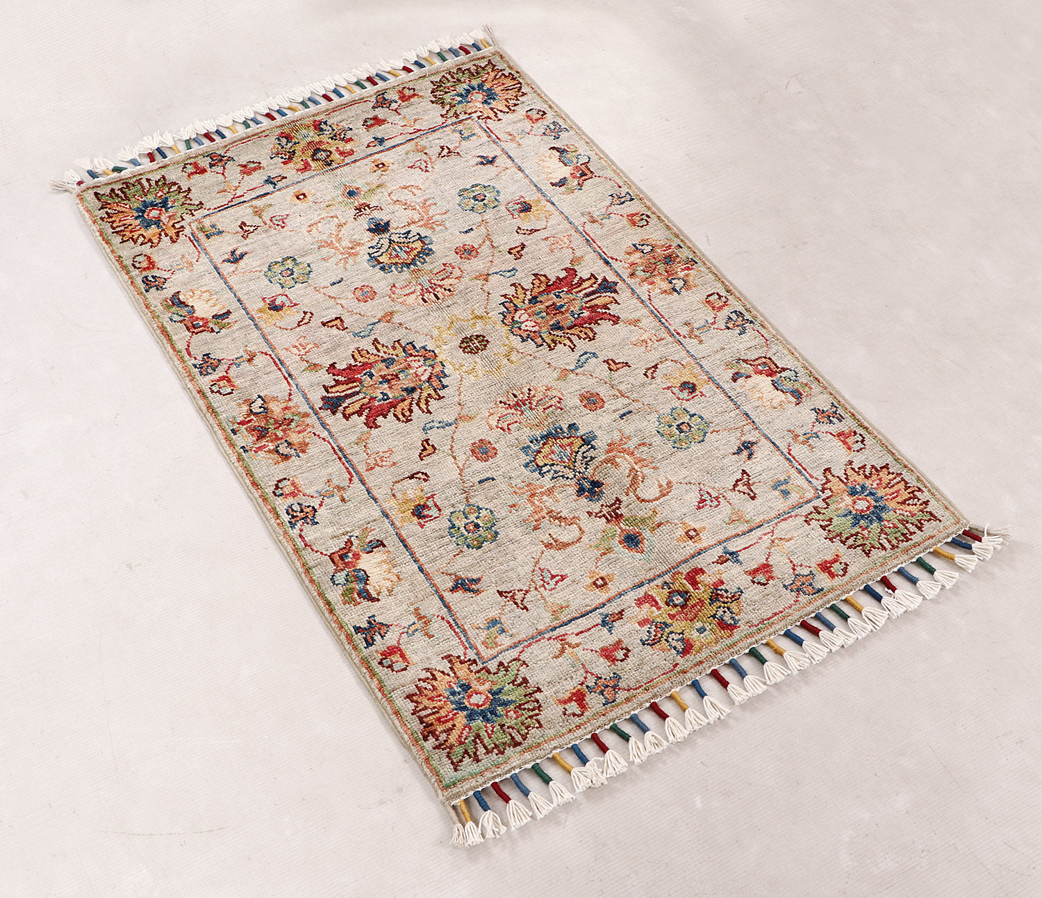 Sultani Grey Rug PC 55437 - 0.95m X 0.62m