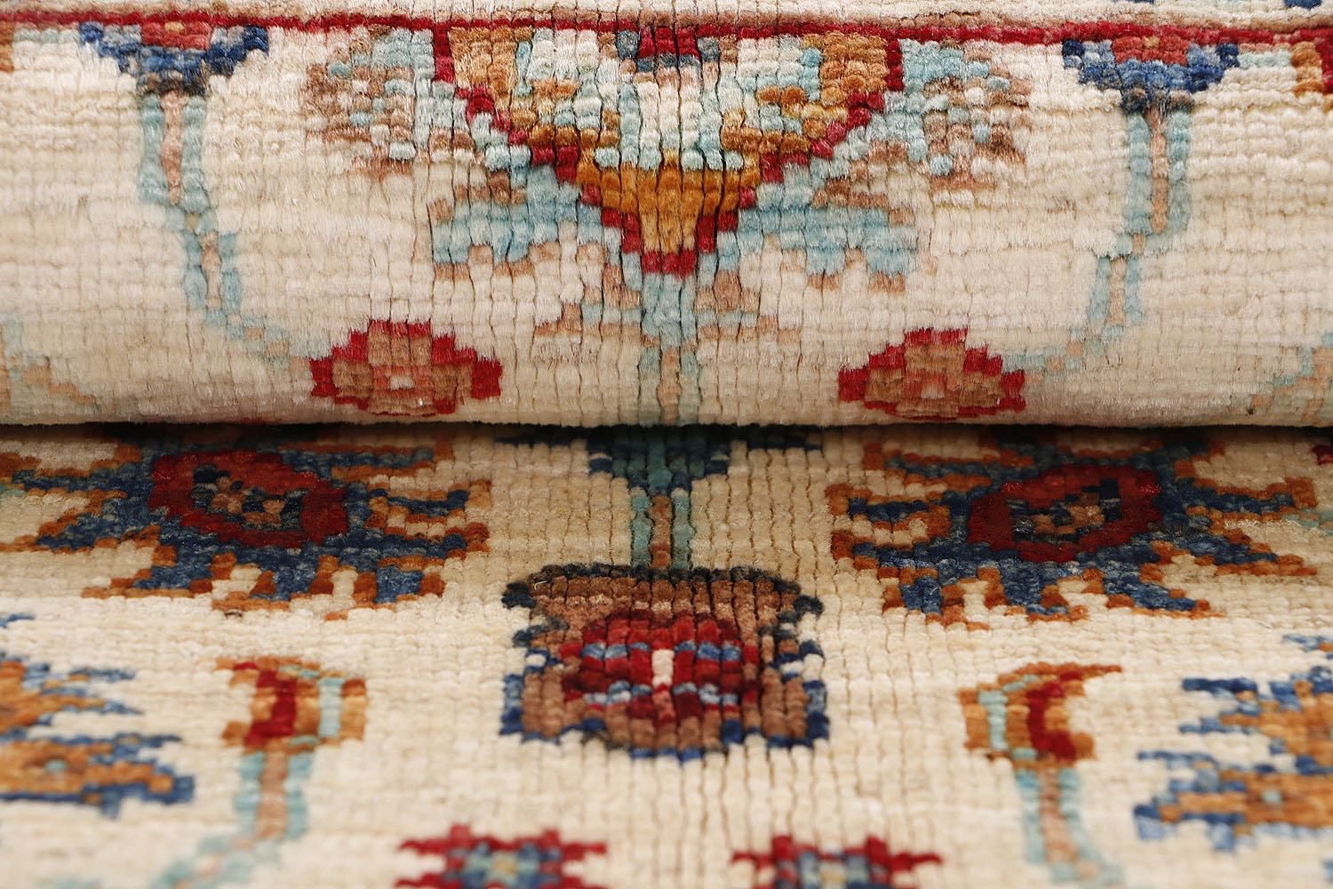 Sultani Ivory Rug PC 56763 - 0.91m X 0.62m