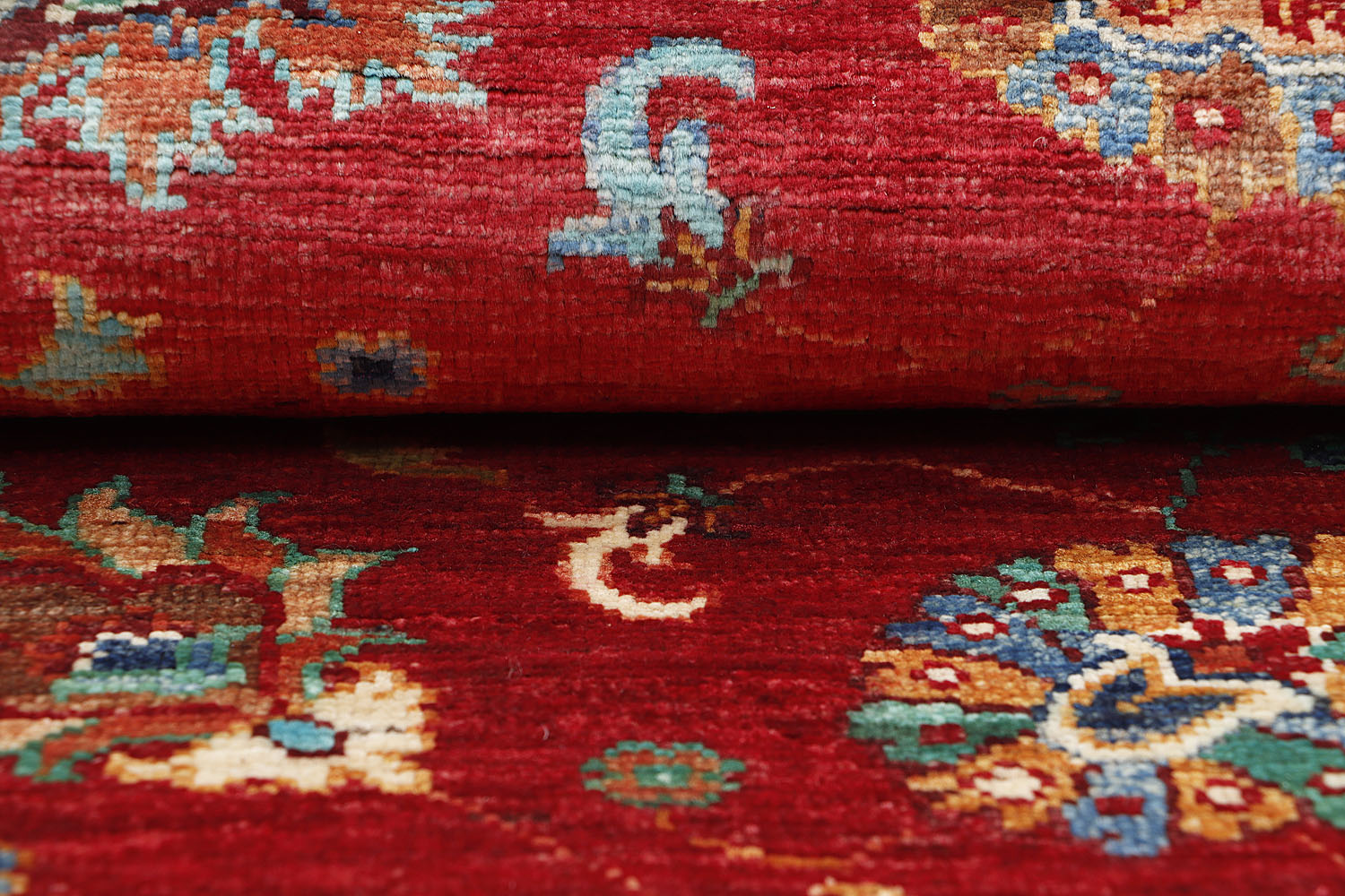Sultani Red Rug PC 57713 - 1.65m X 0.63m