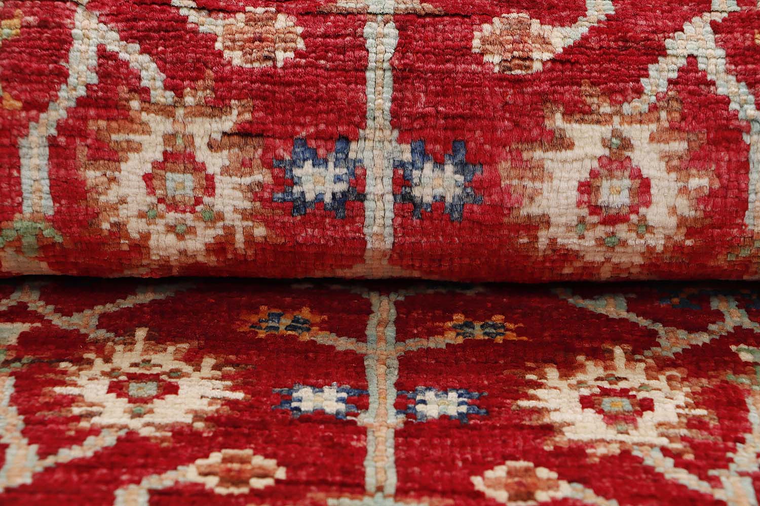 Sultani Red Rug PC 56760 - 0.93m X 0.62m