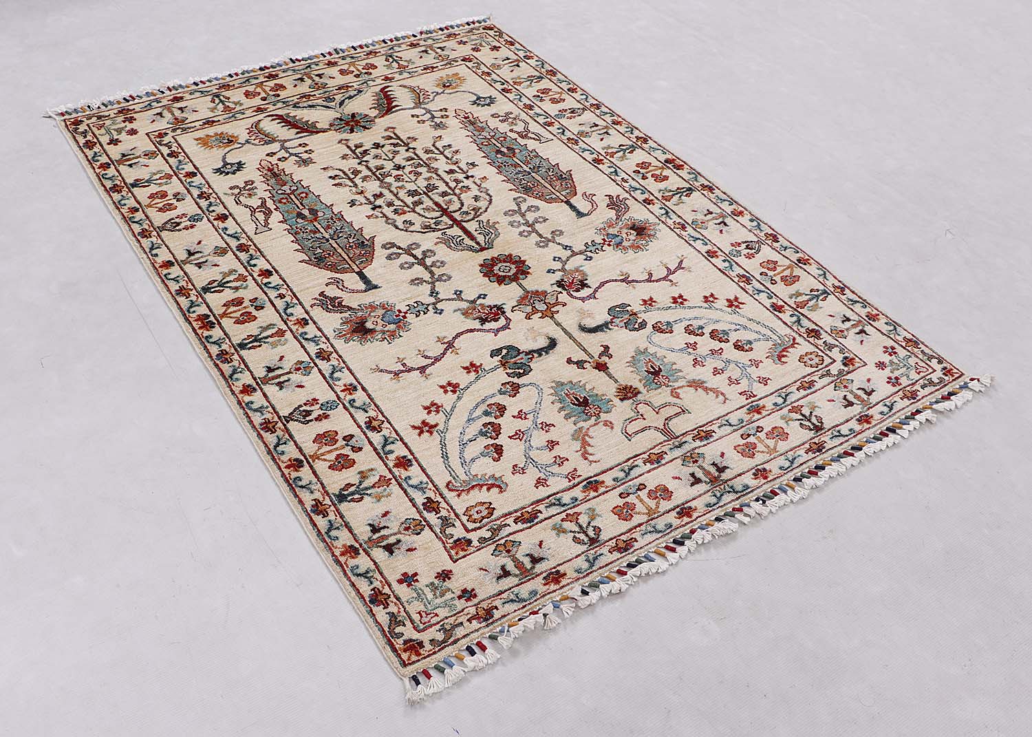 Pictorial Ivory Rug PC 56870 - 1.68m X 1.23m