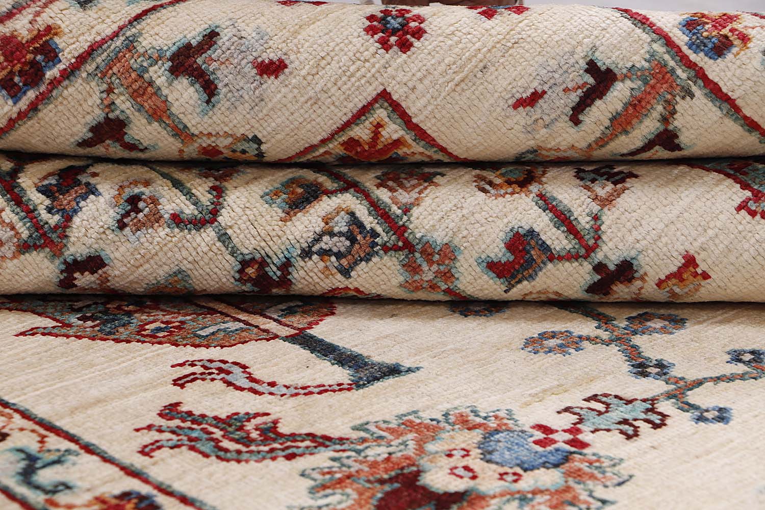 Pictorial Ivory Rug PC 56870 - 1.68m X 1.23m