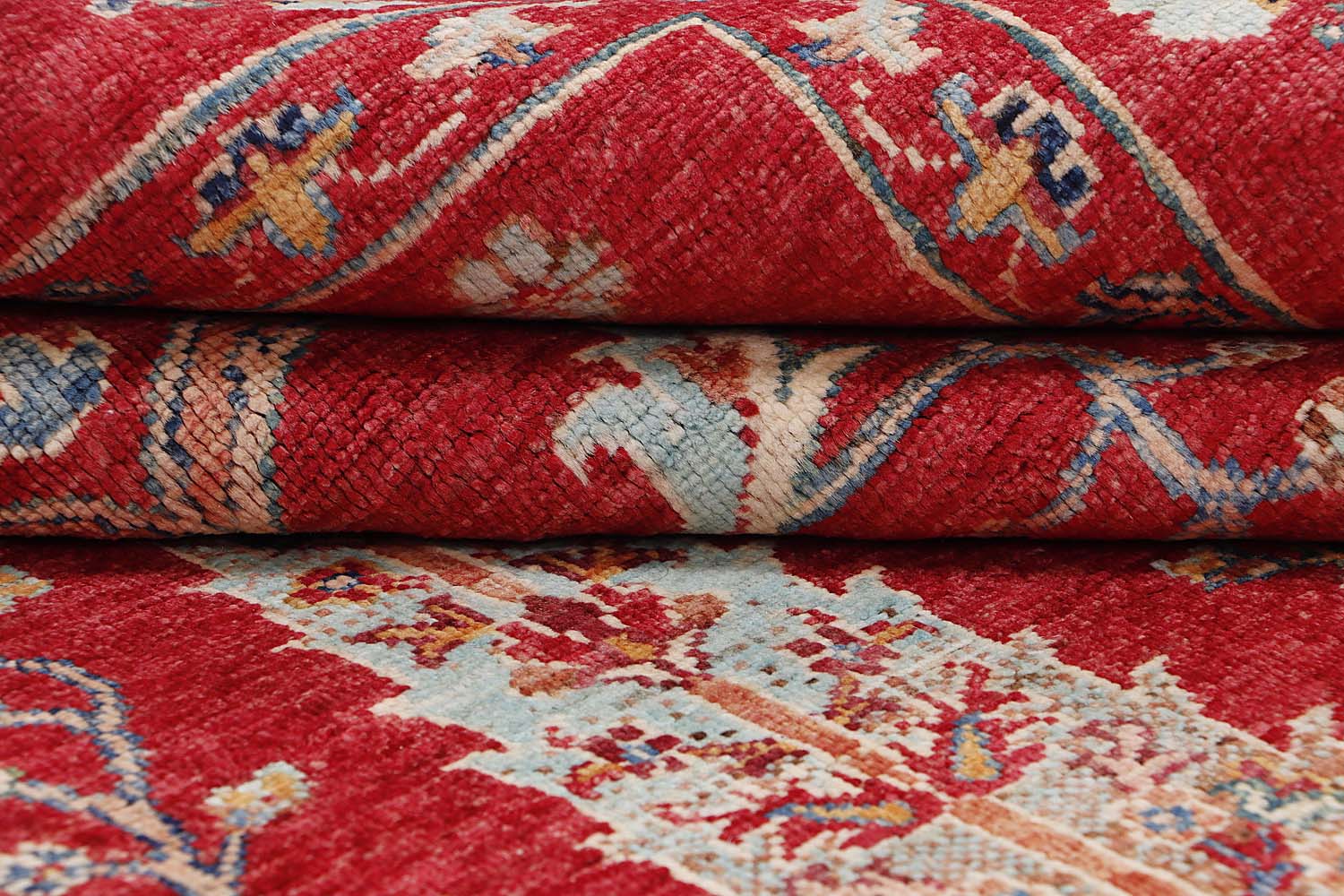 Pictorial Red Rug PC 56861 - 2.40m X 1.78m