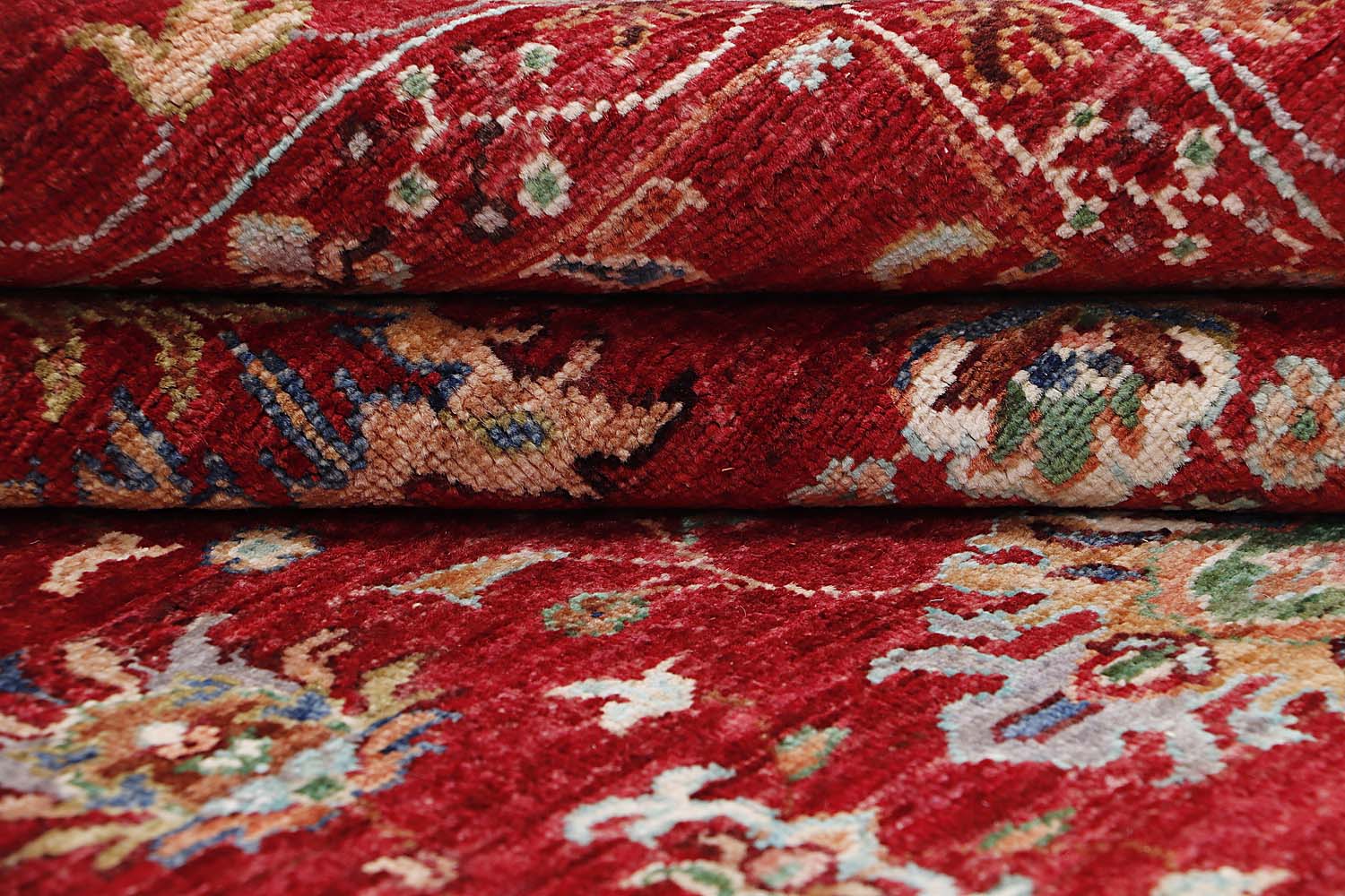 Sultani Red Rug PC 56654 - 2.50m X 1.75m
