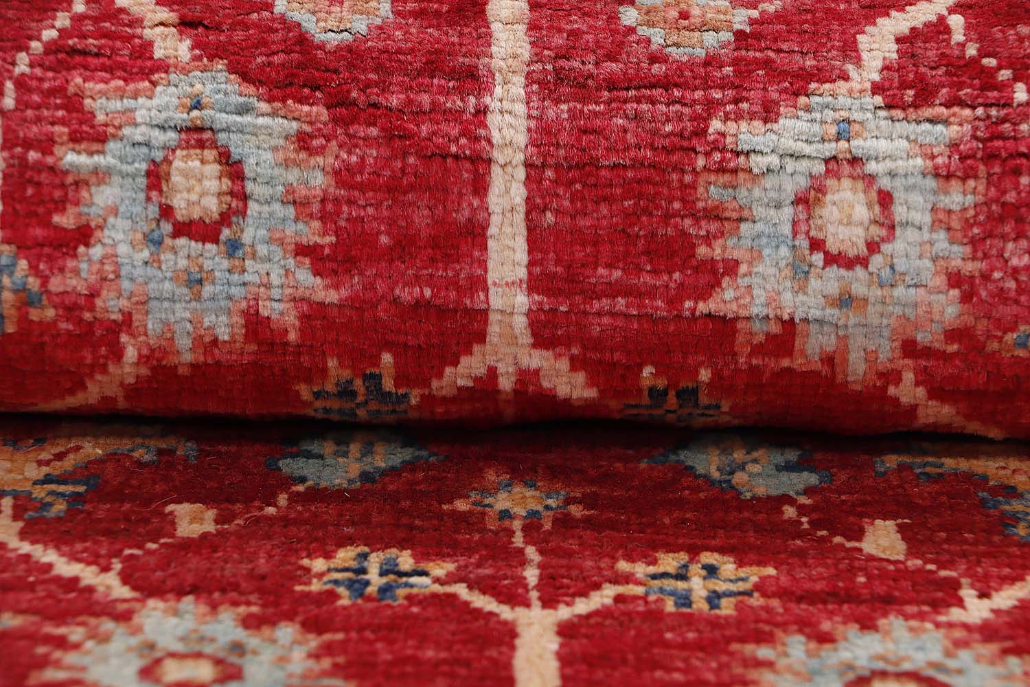 Sultani Red Rug PC 56765 - 0.96m X 0.55m