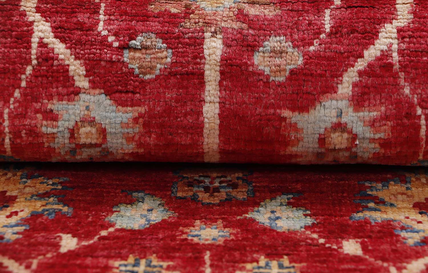 Sultani Red Rug PC 56762 - 0.96m X 0.57m