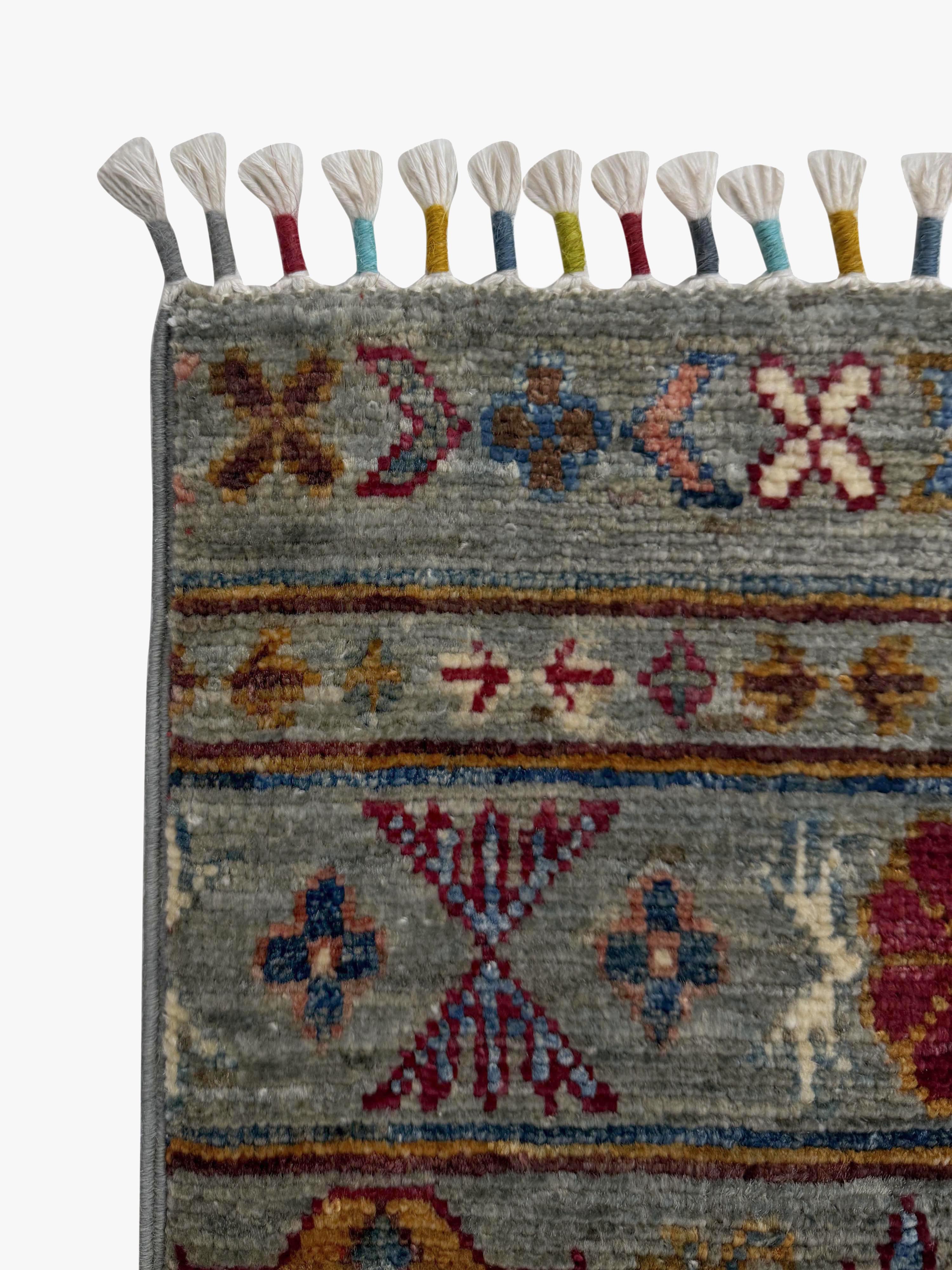 Khurjeen Grey Rug PC 57411 - 1.18m X 0.88m