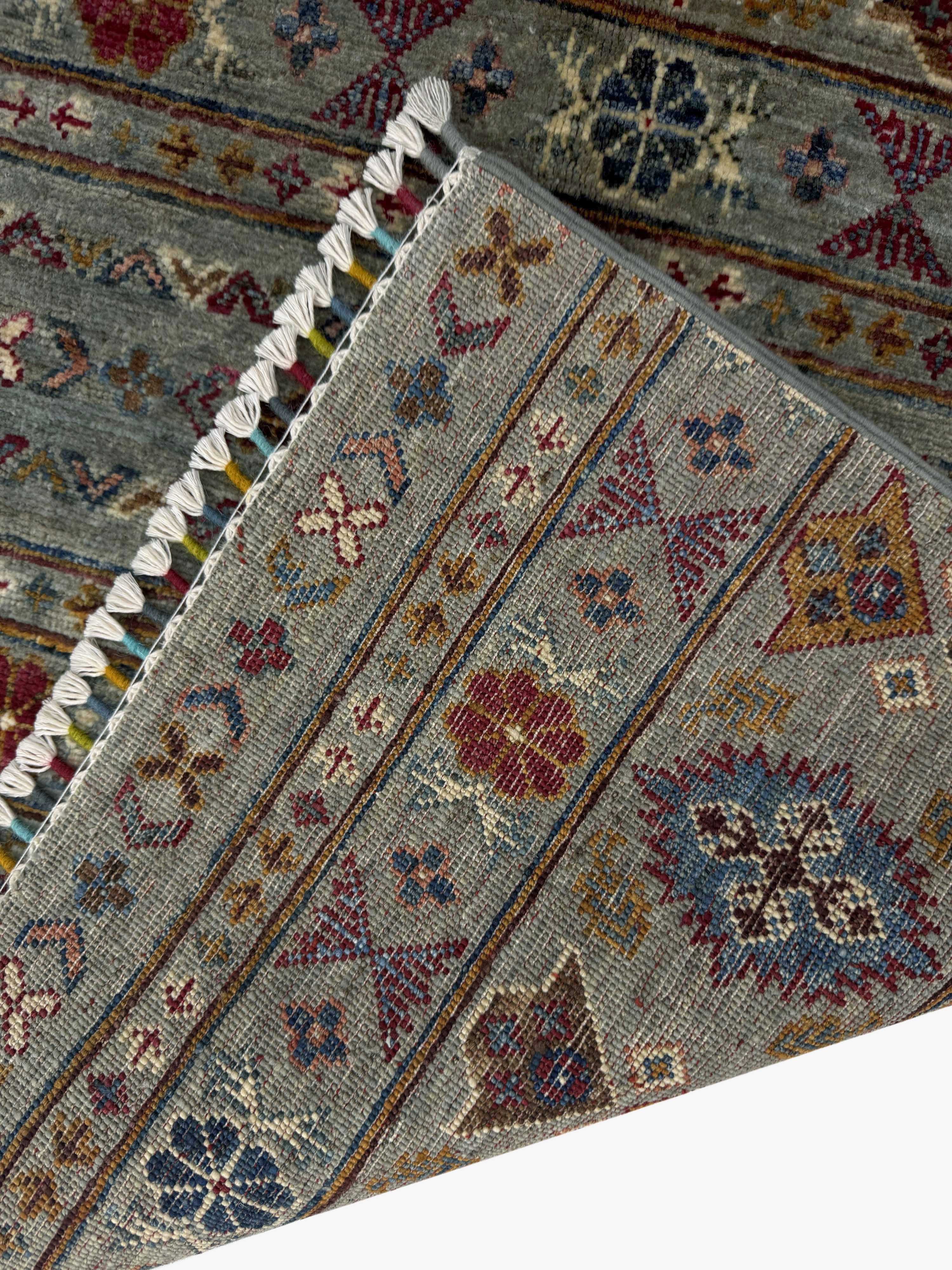 Khurjeen Grey Rug PC 57411 - 1.18m X 0.88m