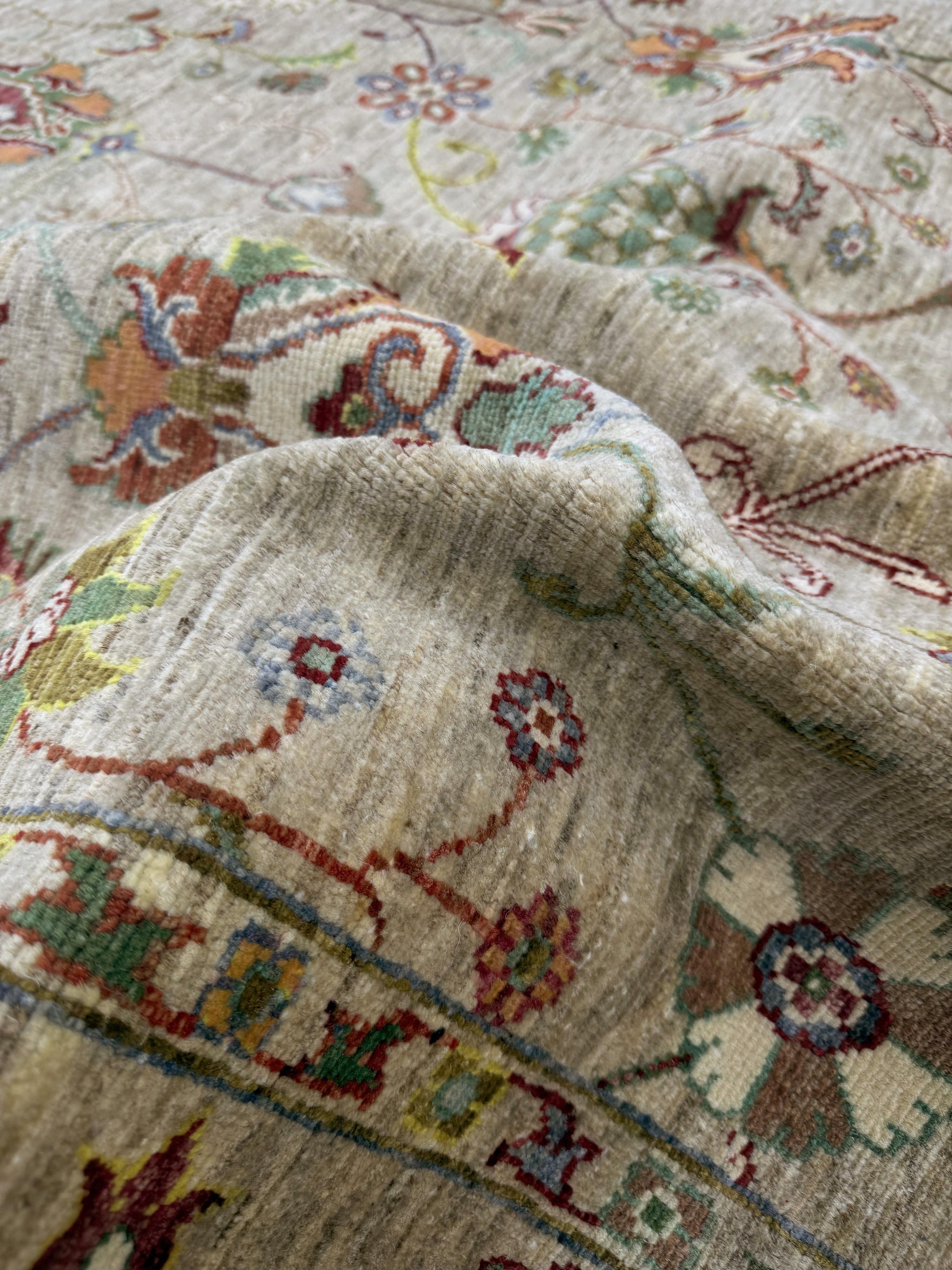 Sultani Natural Rug PC 57436 - 2.36m X 1.74m