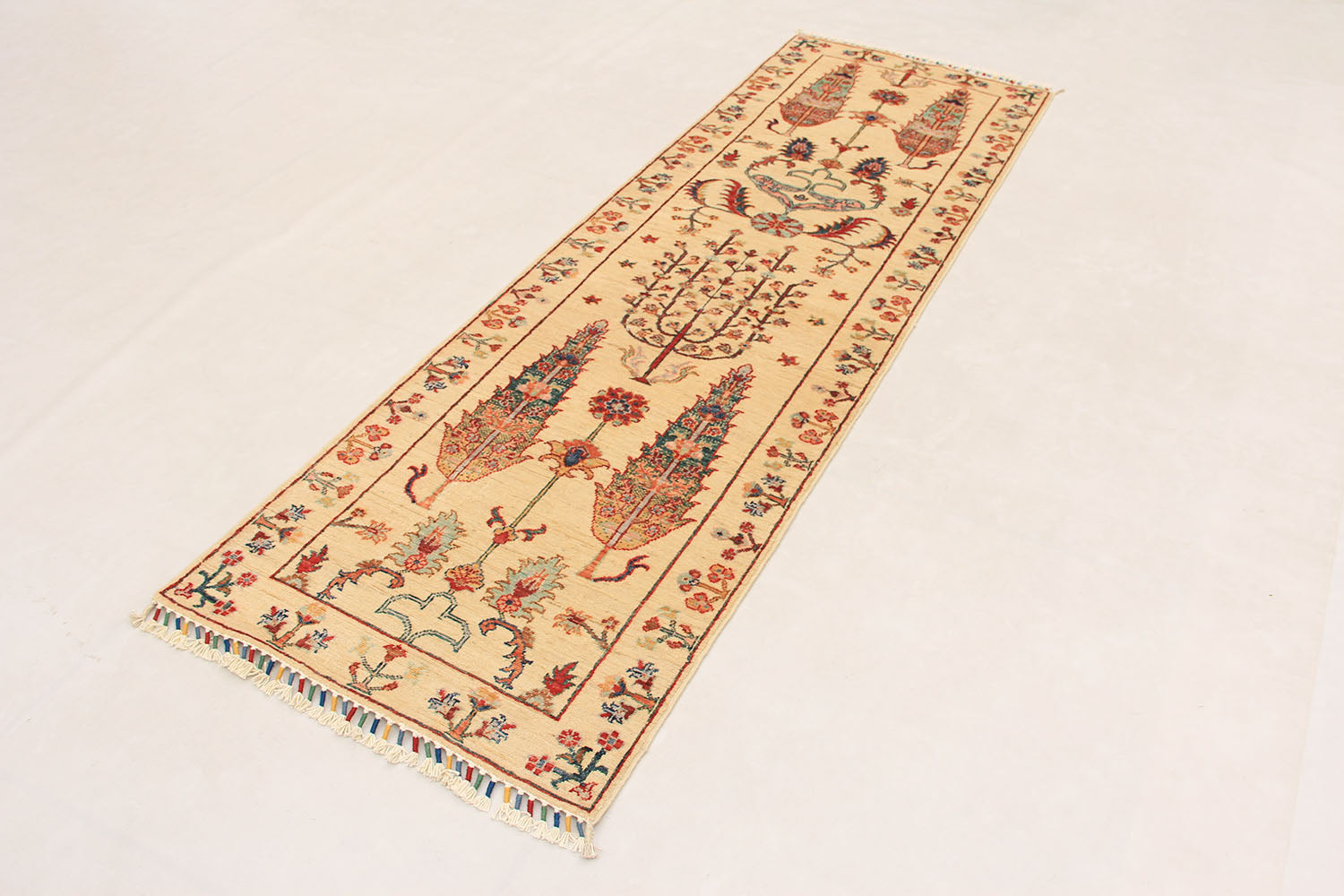 Pictorial Ivory Rug PC 54686 - 2.41m X 0.73m