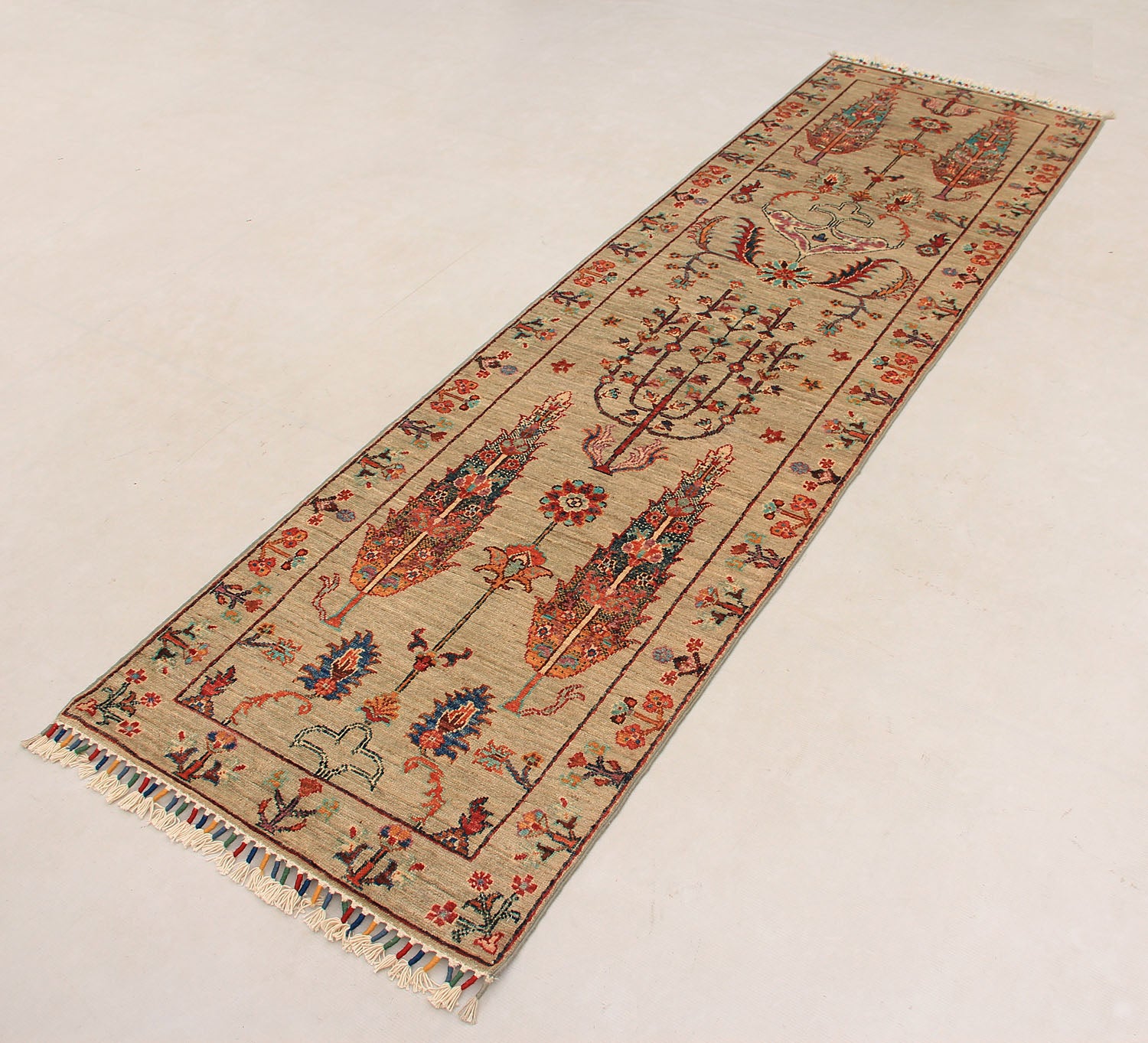 Pictorial Grey Rug PC 54682 - 2.48m X 0.71m