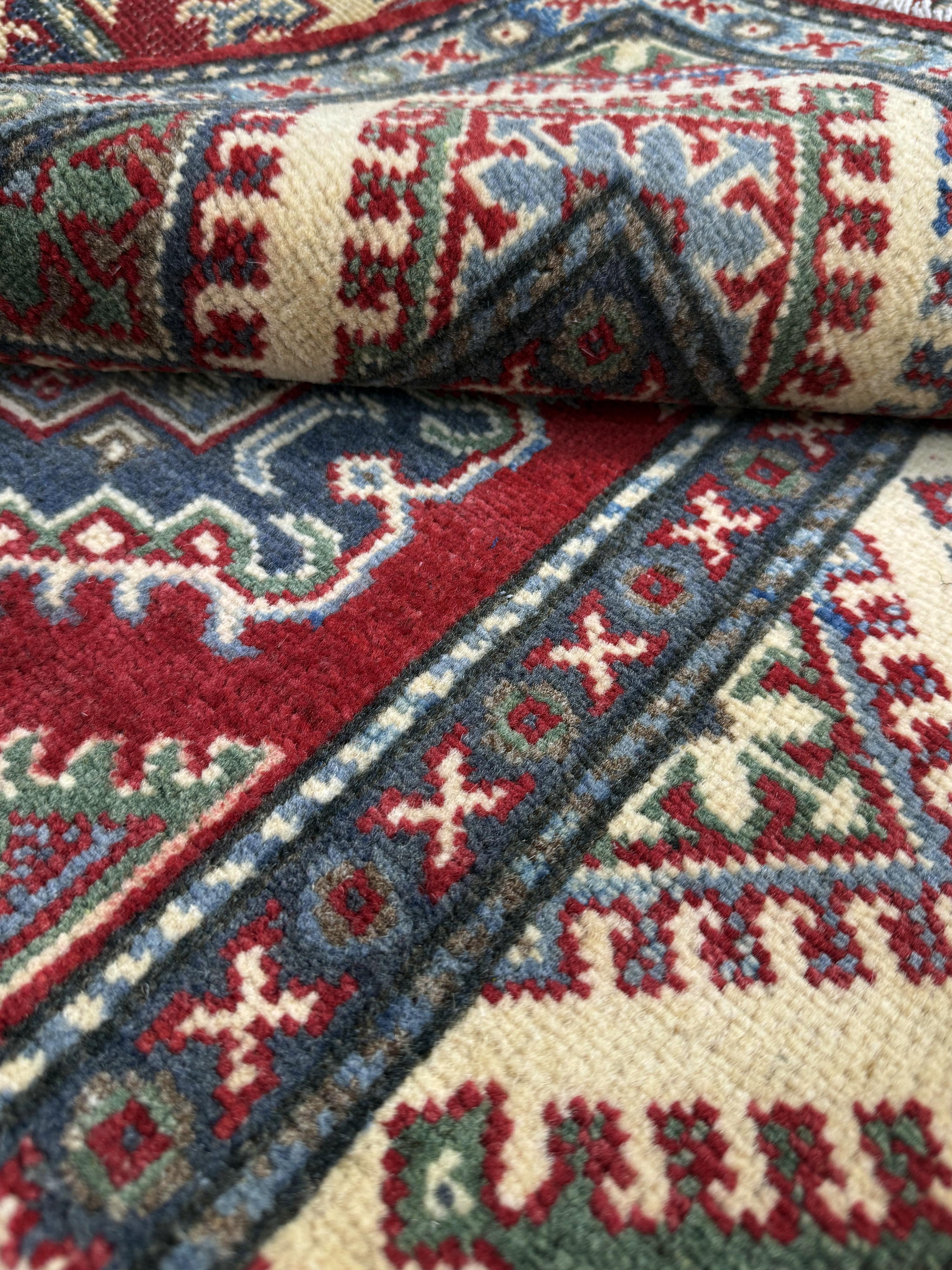 Kazak Red Rug PC 57460 - 2.92m X 0.83m