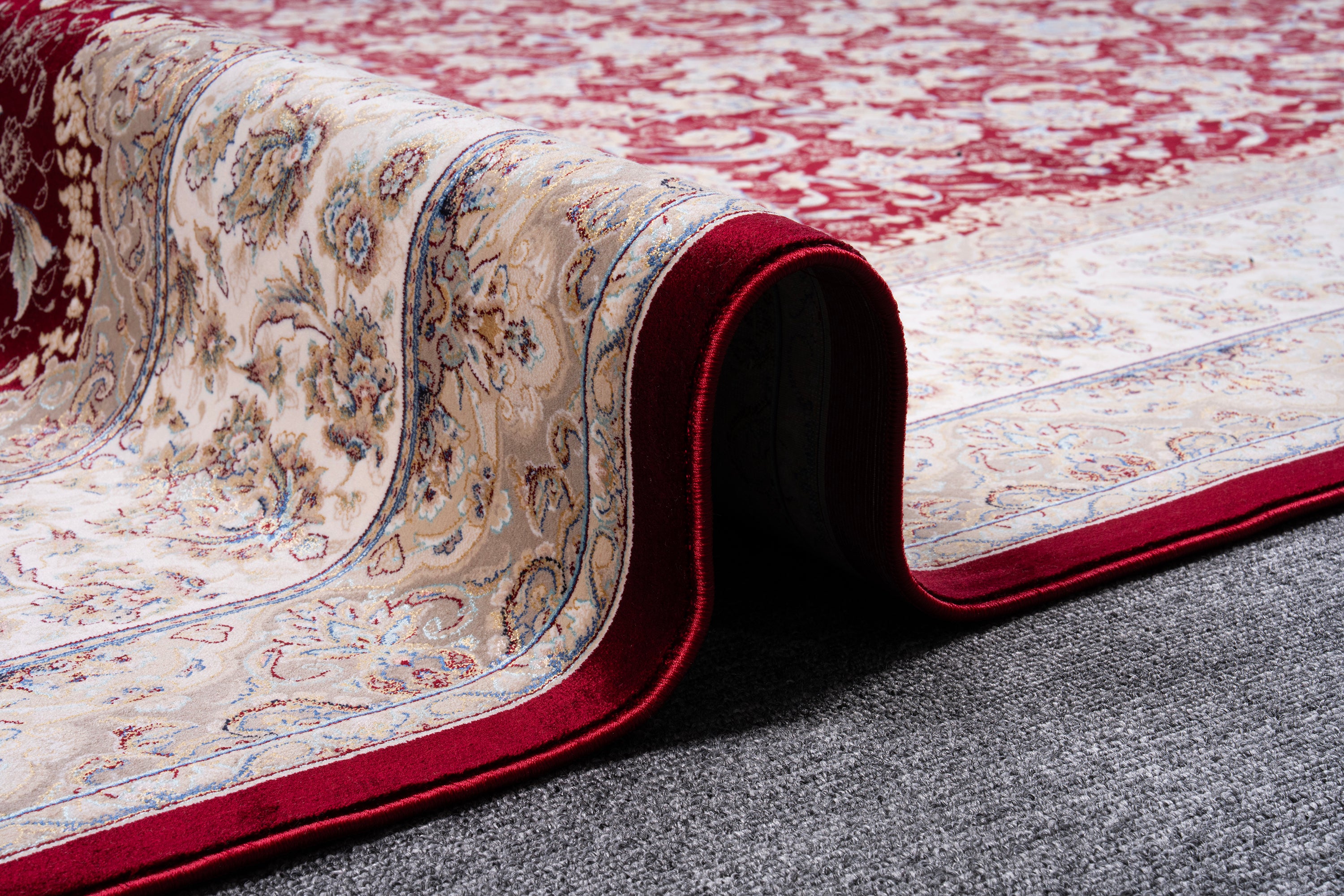 Abedeh Red Rug