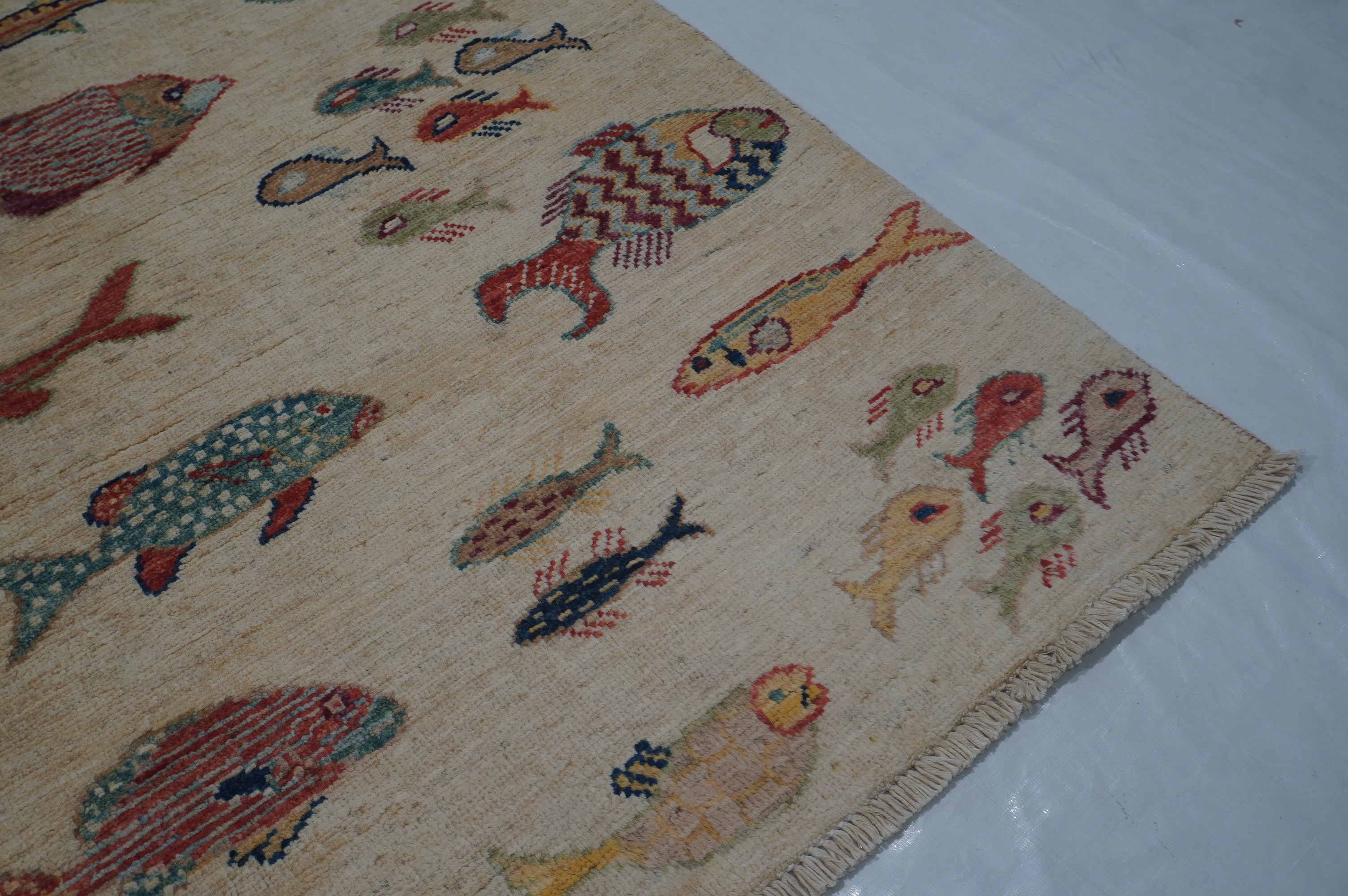 Fish Beige Rug PC 53004 - 2.00m X 1.52m