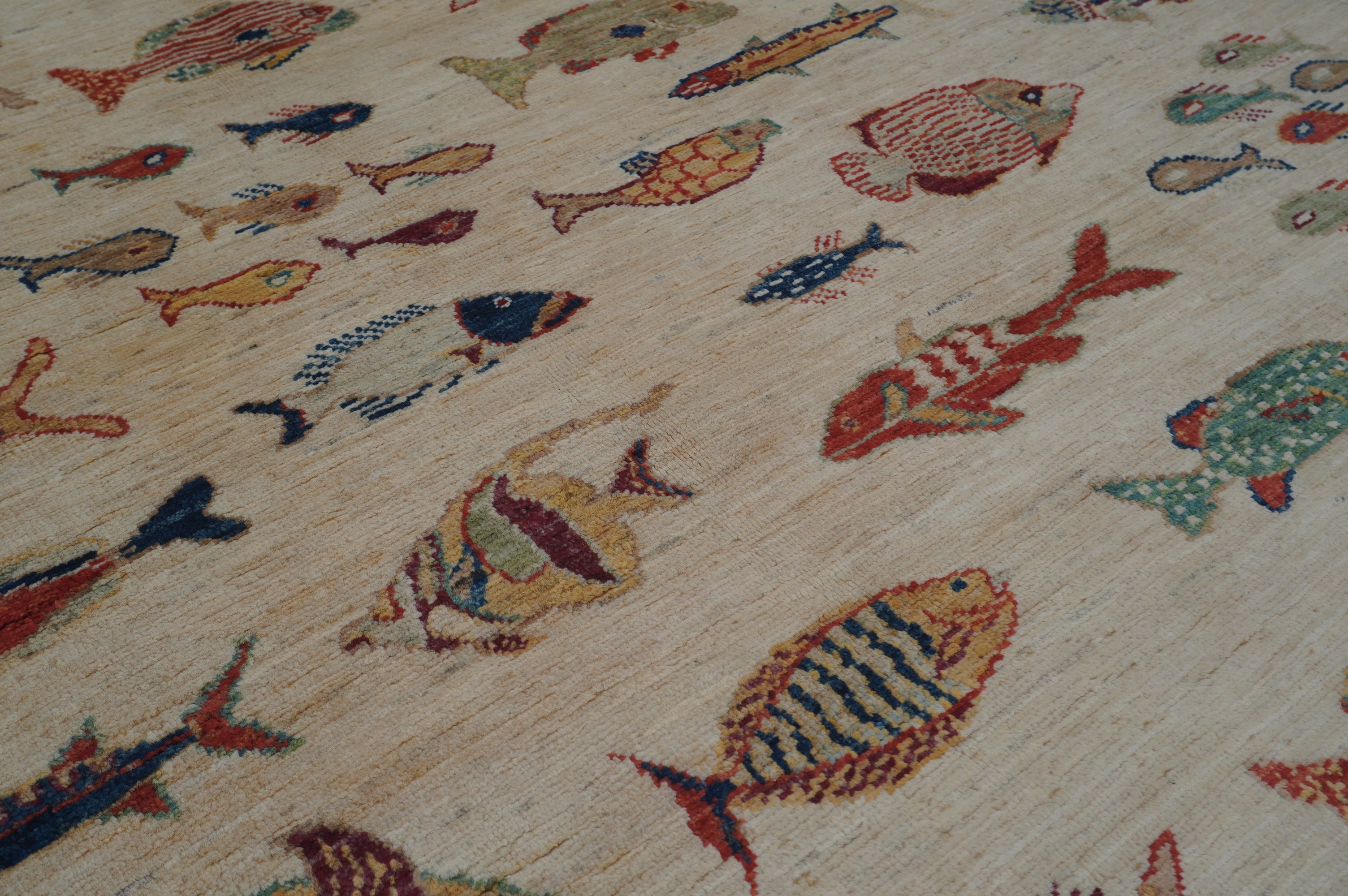 Fish Beige Rug PC 53005 - 2.01m X 1.49m