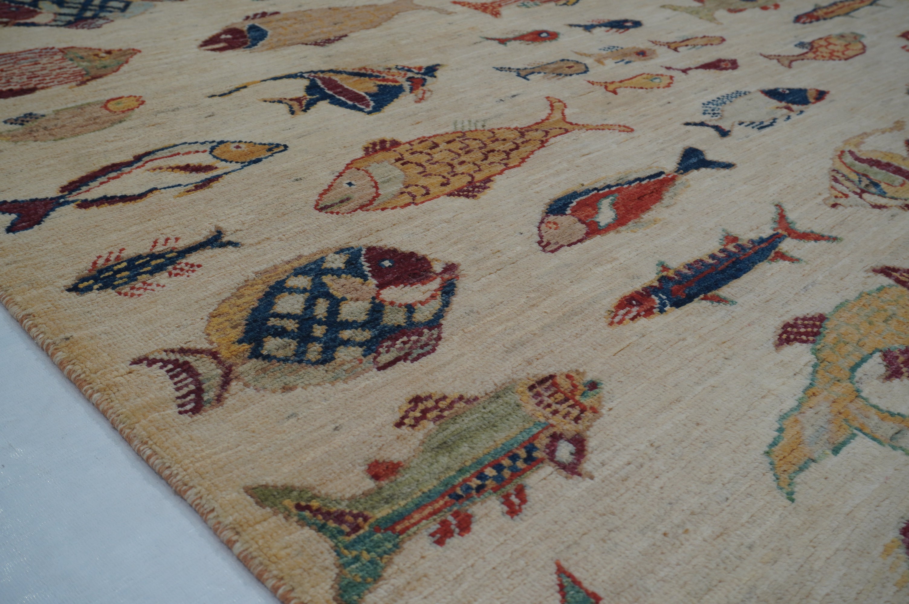 Fish Beige Rug PC 53005 - 2.01m X 1.49m