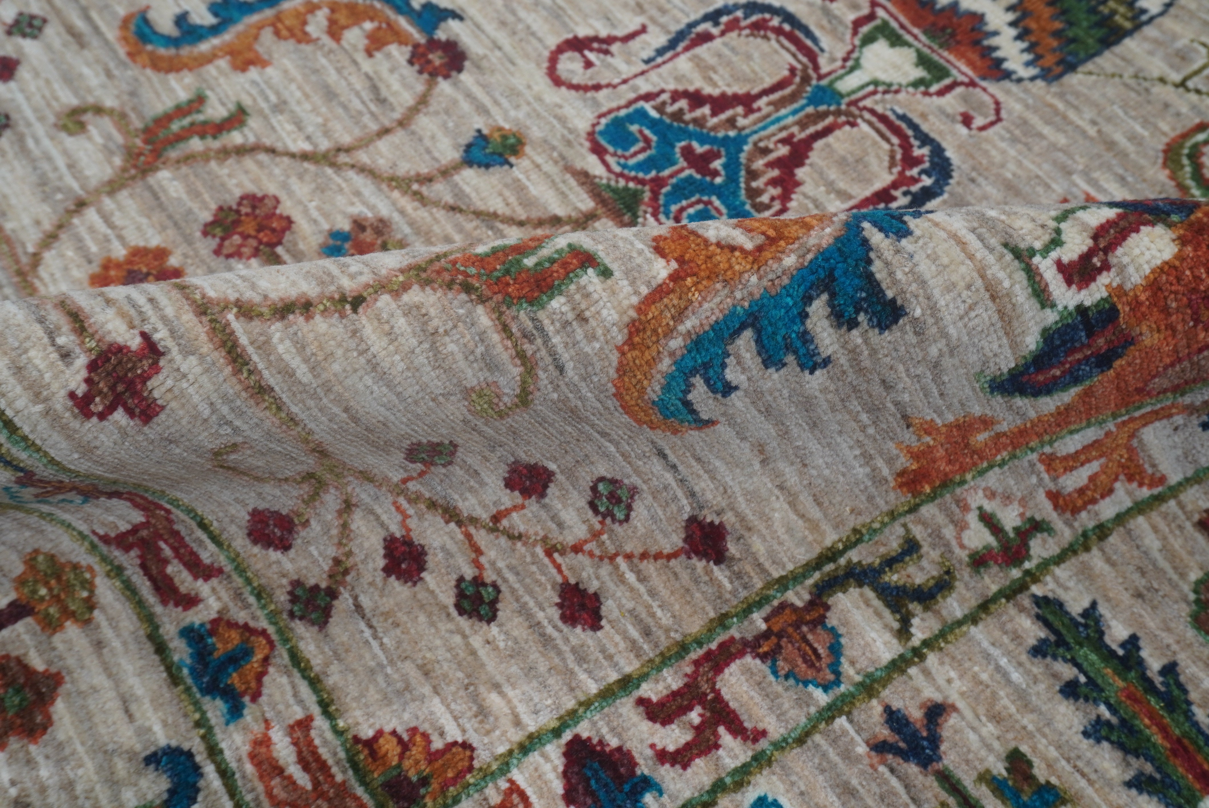 Sultani Natural Rug PC 55850 - 1.90m X 1.24m