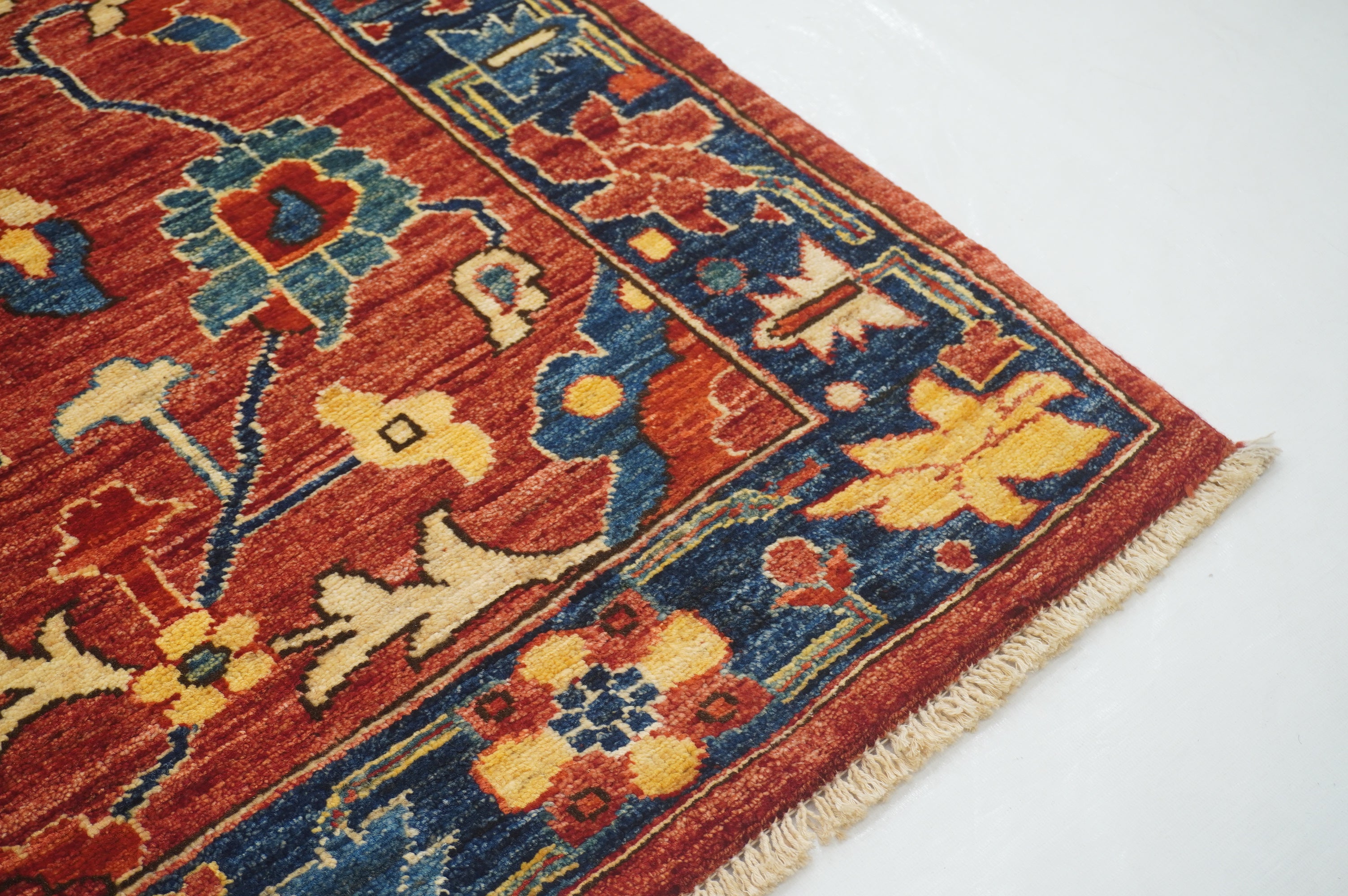 Fine Aryana Red Rug PC 52134 - 1.48m X 0.99m