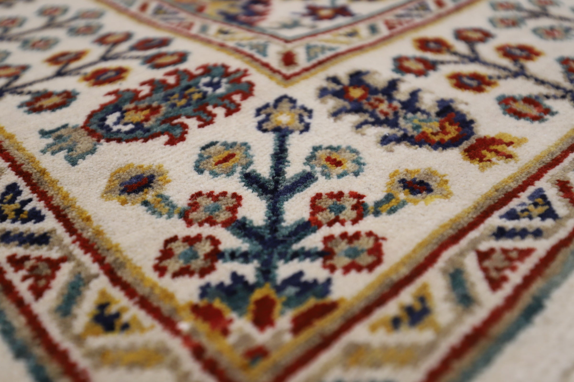 Amiri Sultani Ivory Rug