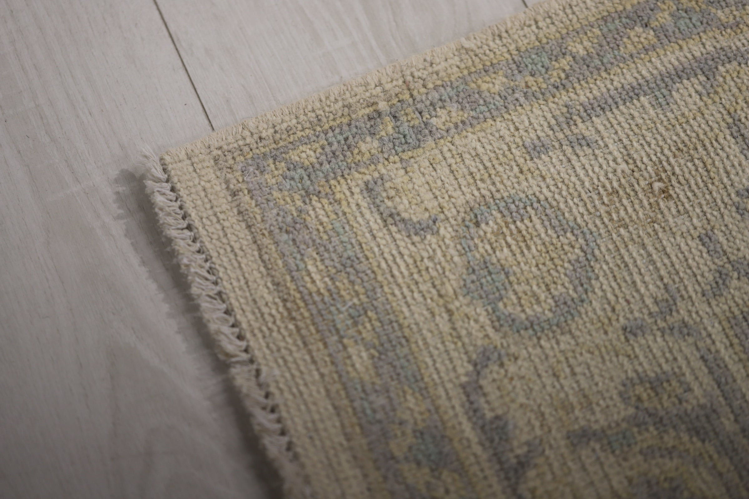 Global Artisan Rug PC 56344 - 2.38m X 1.61m