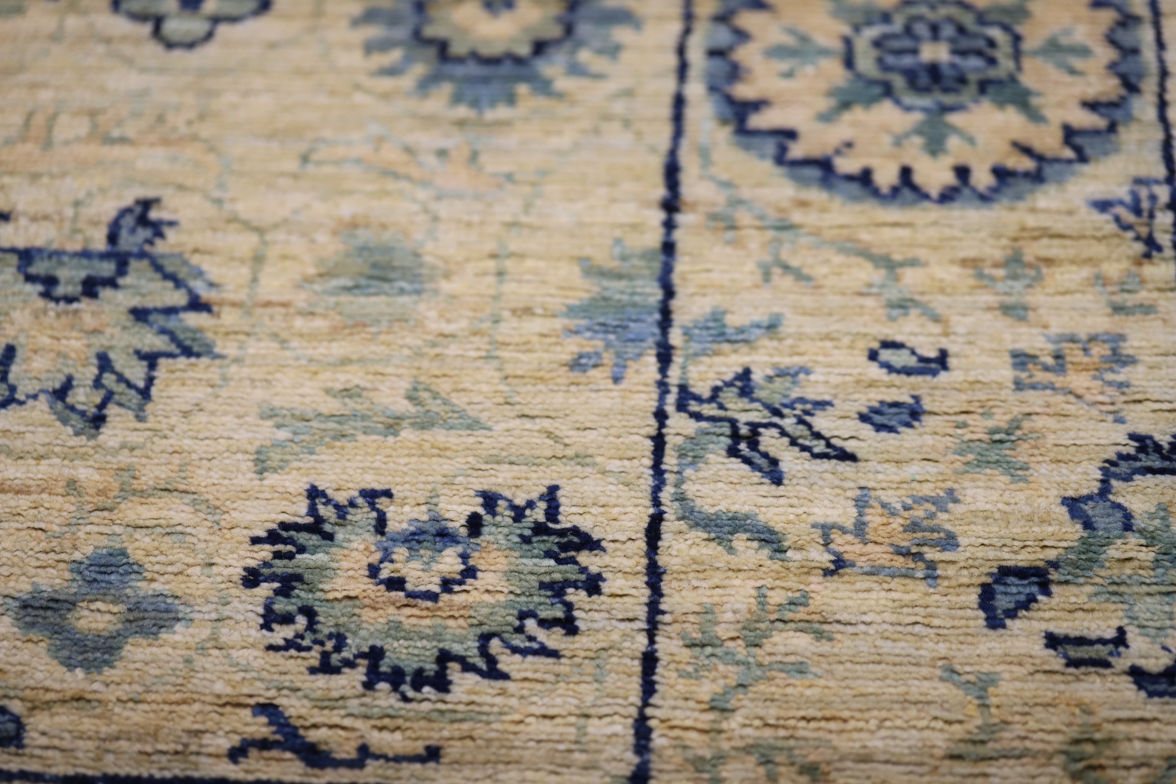 Global Artisan Rug PC 56346 - 2.39m X 1.69m