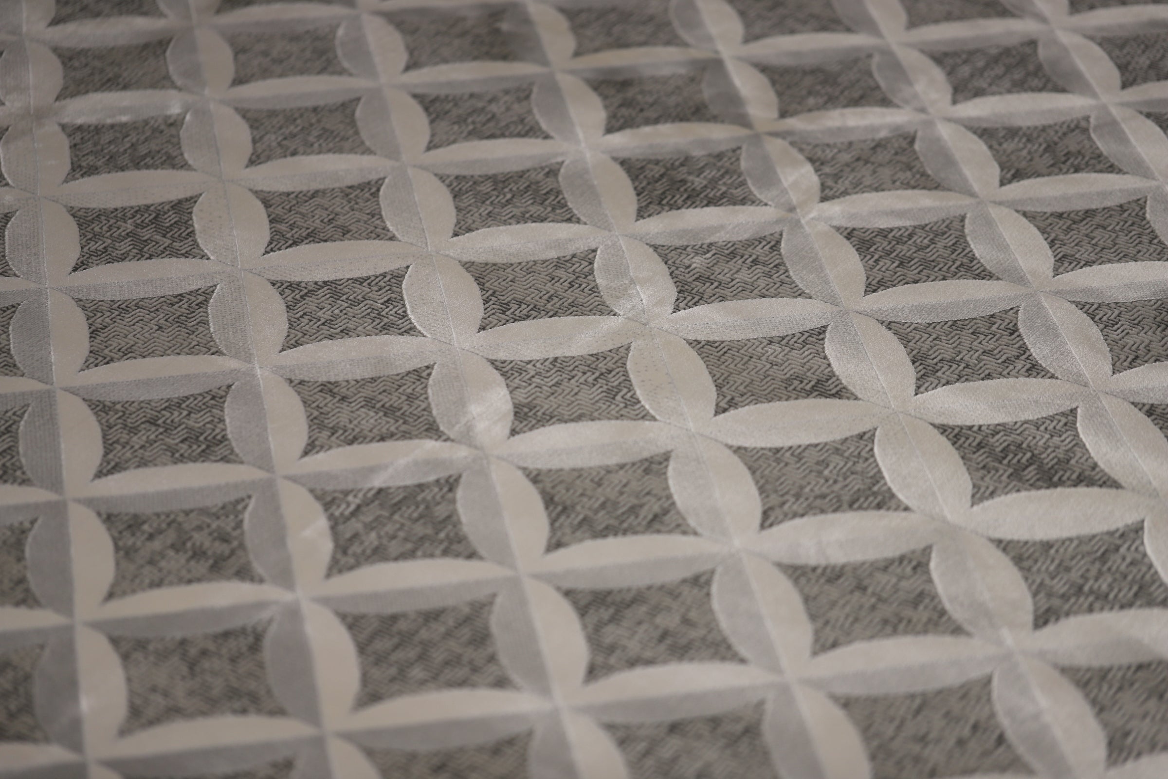 Designer Inspired Samples 94 - 2.90m X 2.00m