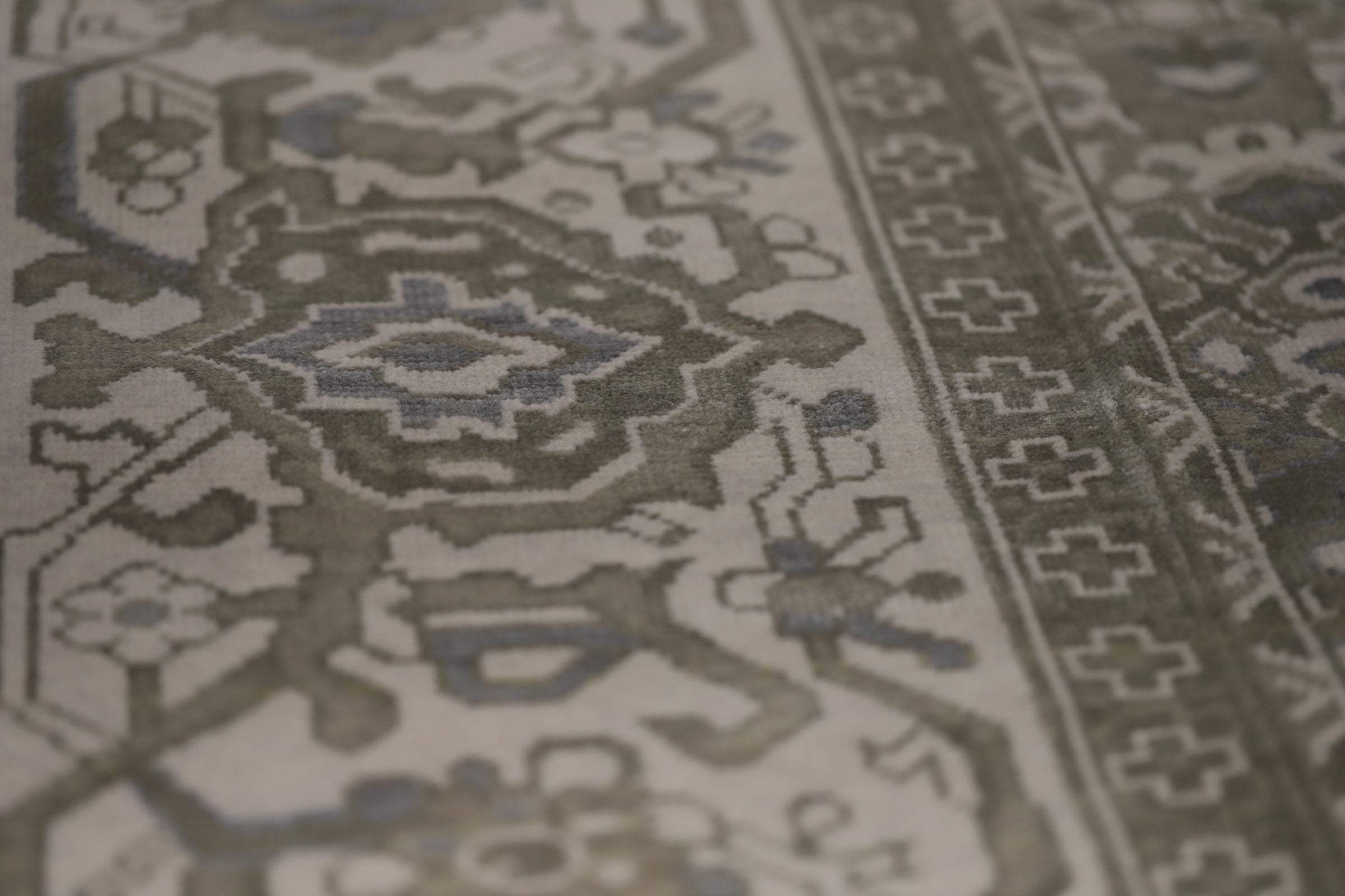 Global Artisan Rug PC 56353 - 2.90m X 2.00m