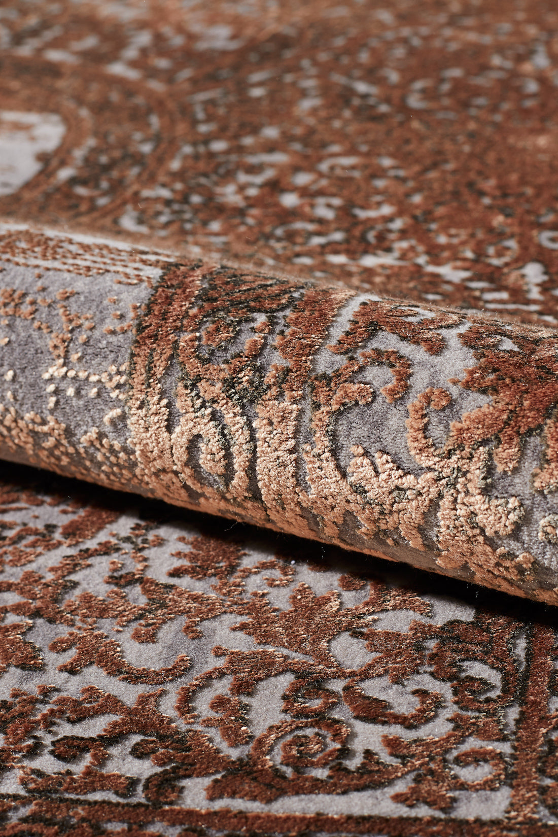 Toros Distressed Medallion Copper Overdyed Rug