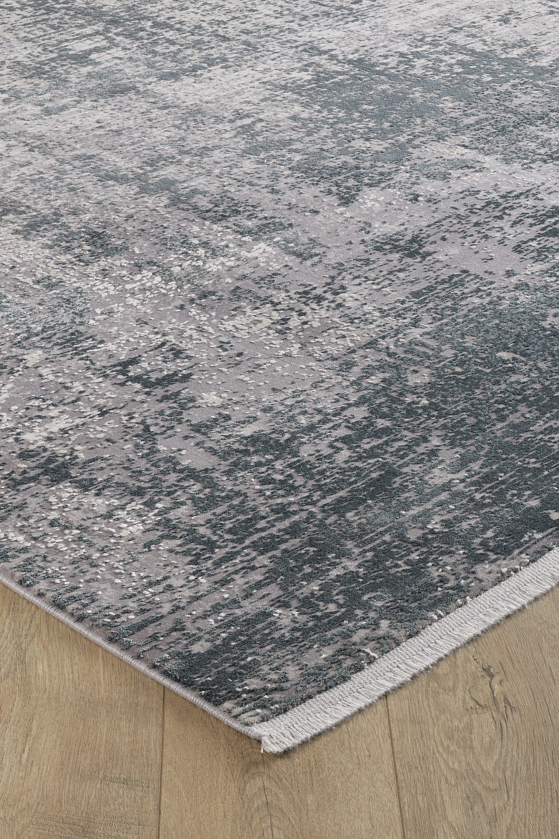 Toros Distressed Ombre Charcoal / Silver Rug