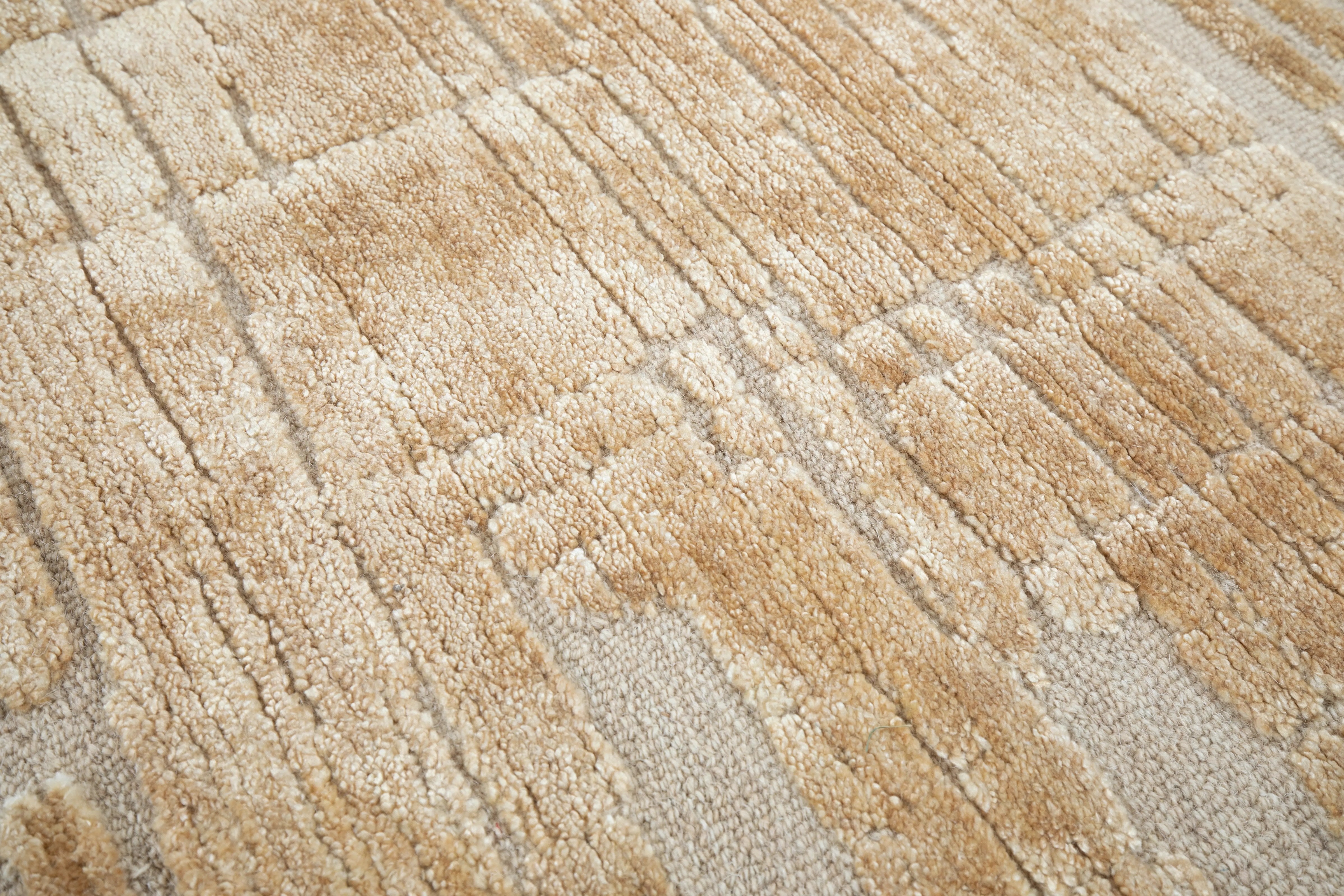Devonshire Rizel Gold Rug