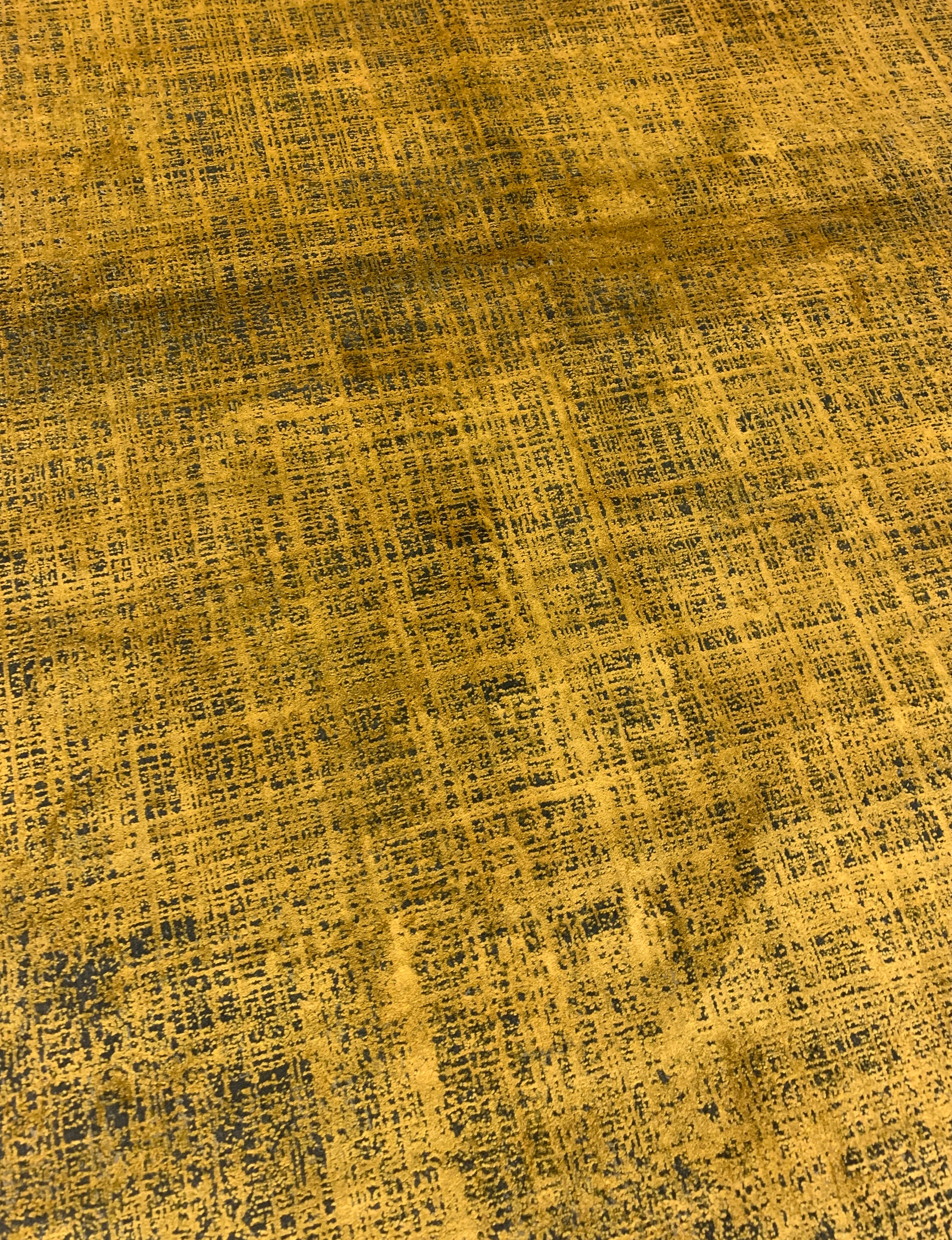 Colore Distressed Mustard Rug
