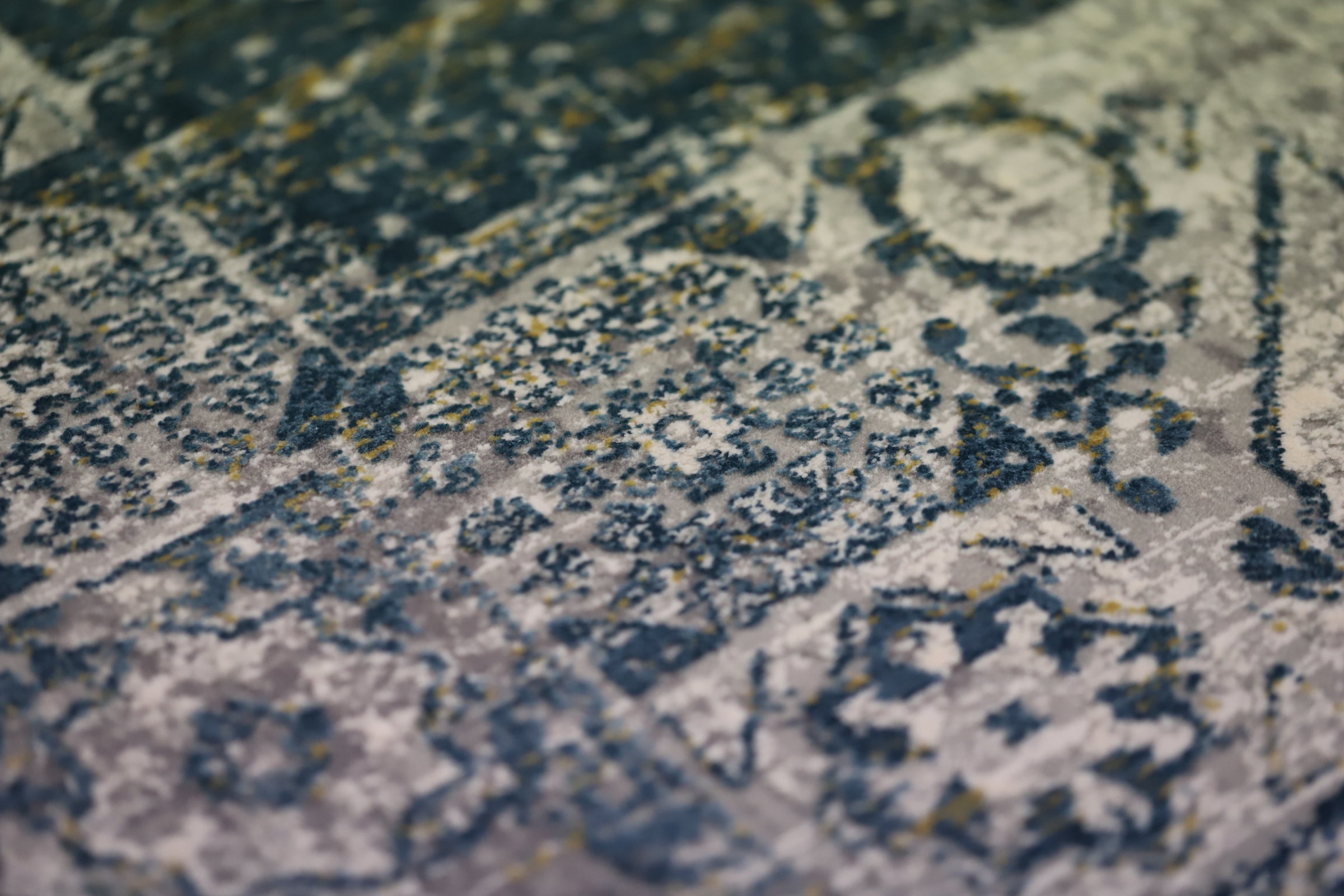 Toros Distressed Mamluk Blue Rug