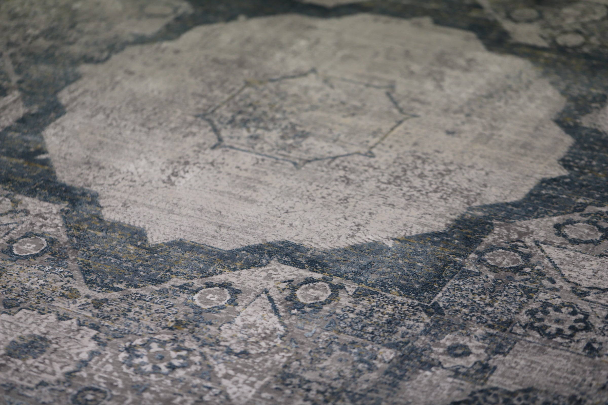 Toros Distressed Mamluk Blue Rug