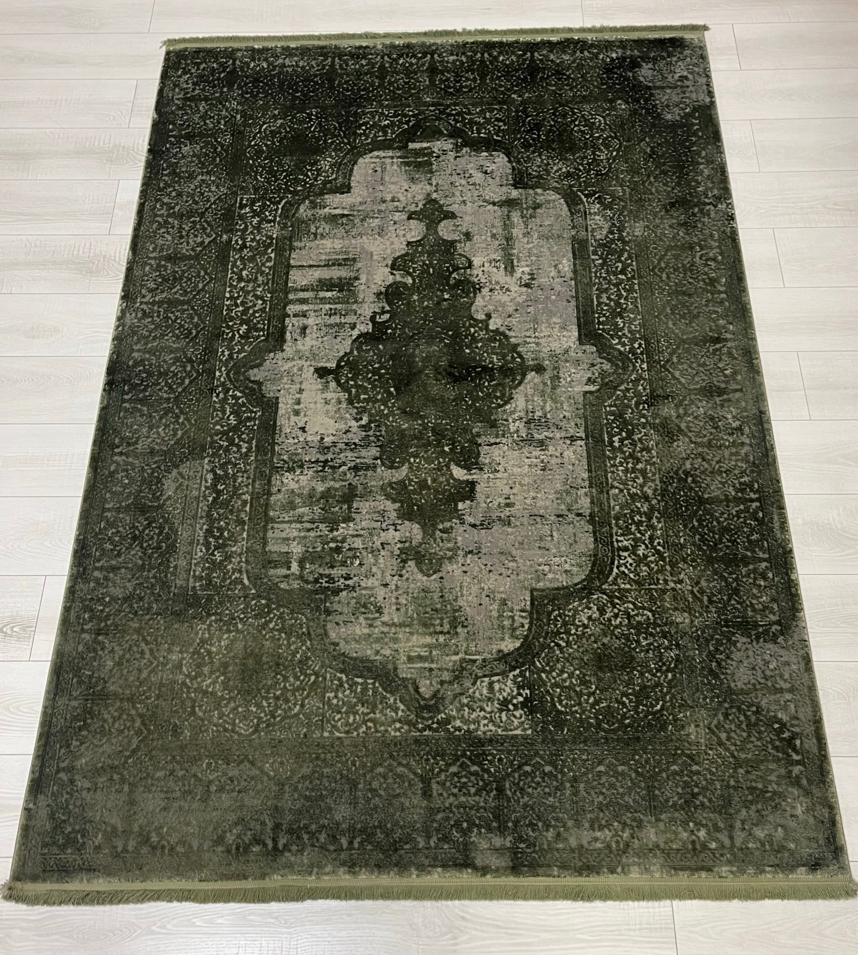 Toros Distressed Medallion Green Overdyed Rug