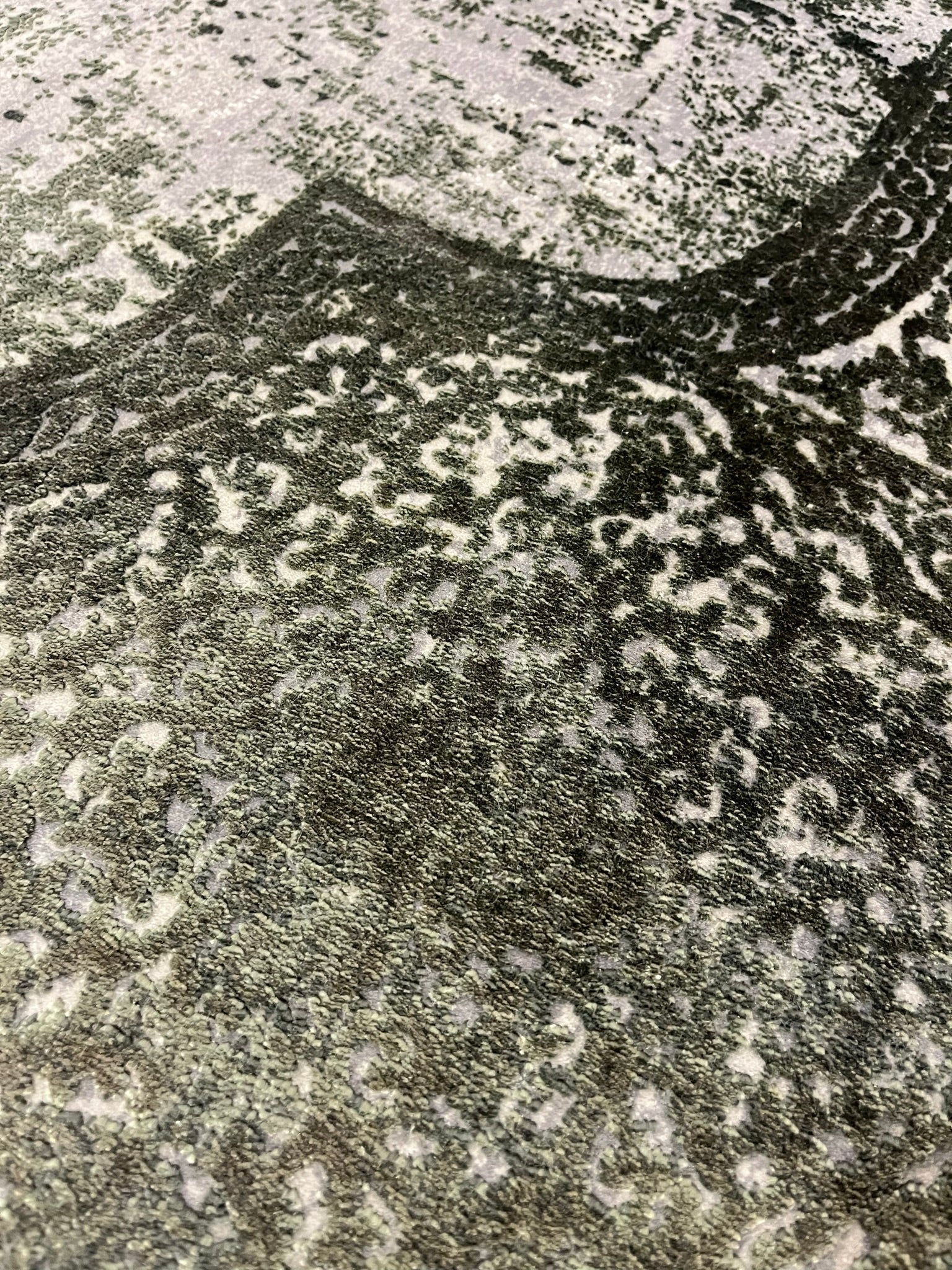 Toros Distressed Medallion Green Overdyed Rug