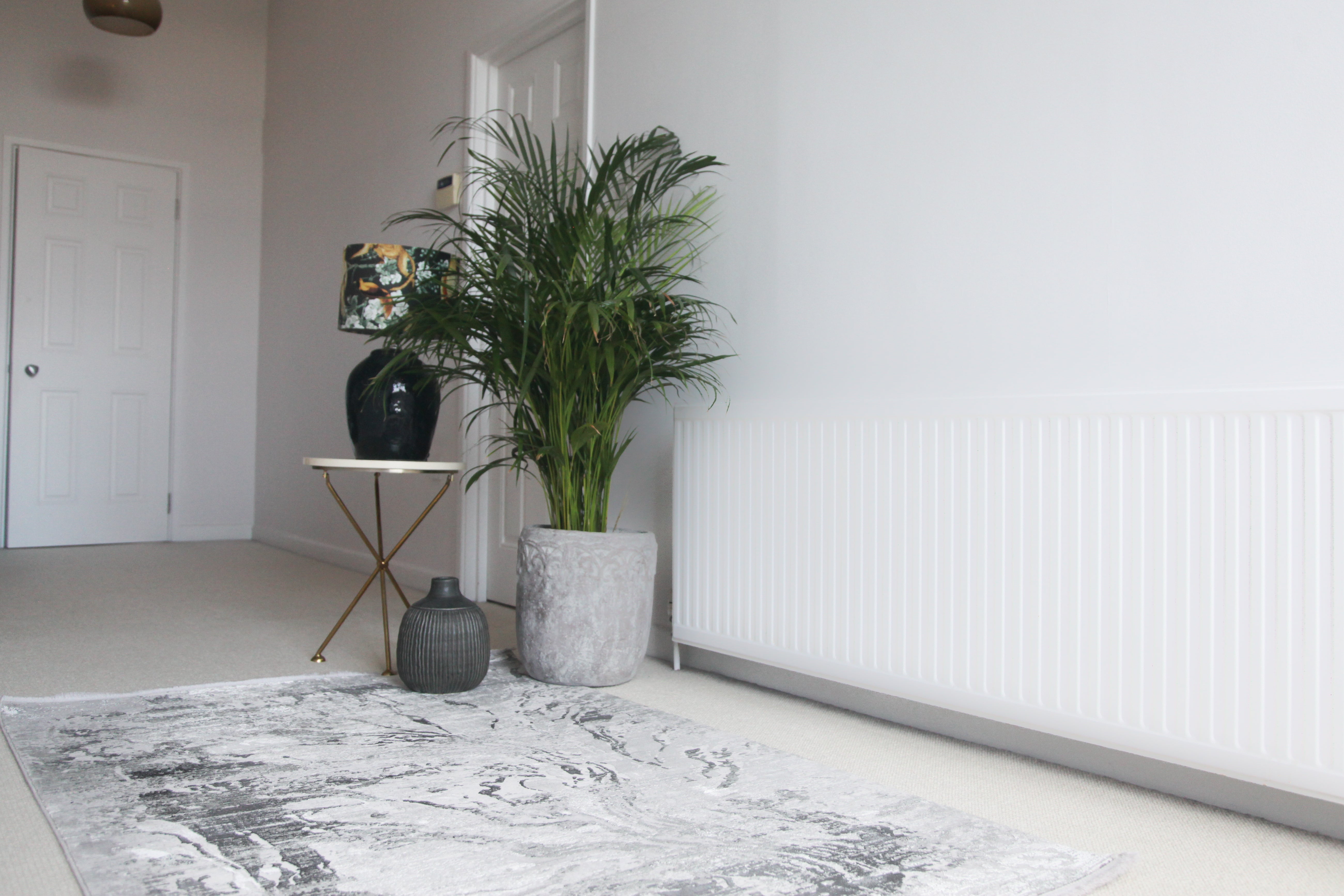 Toros Distressed Abyss Frost Grey Rug