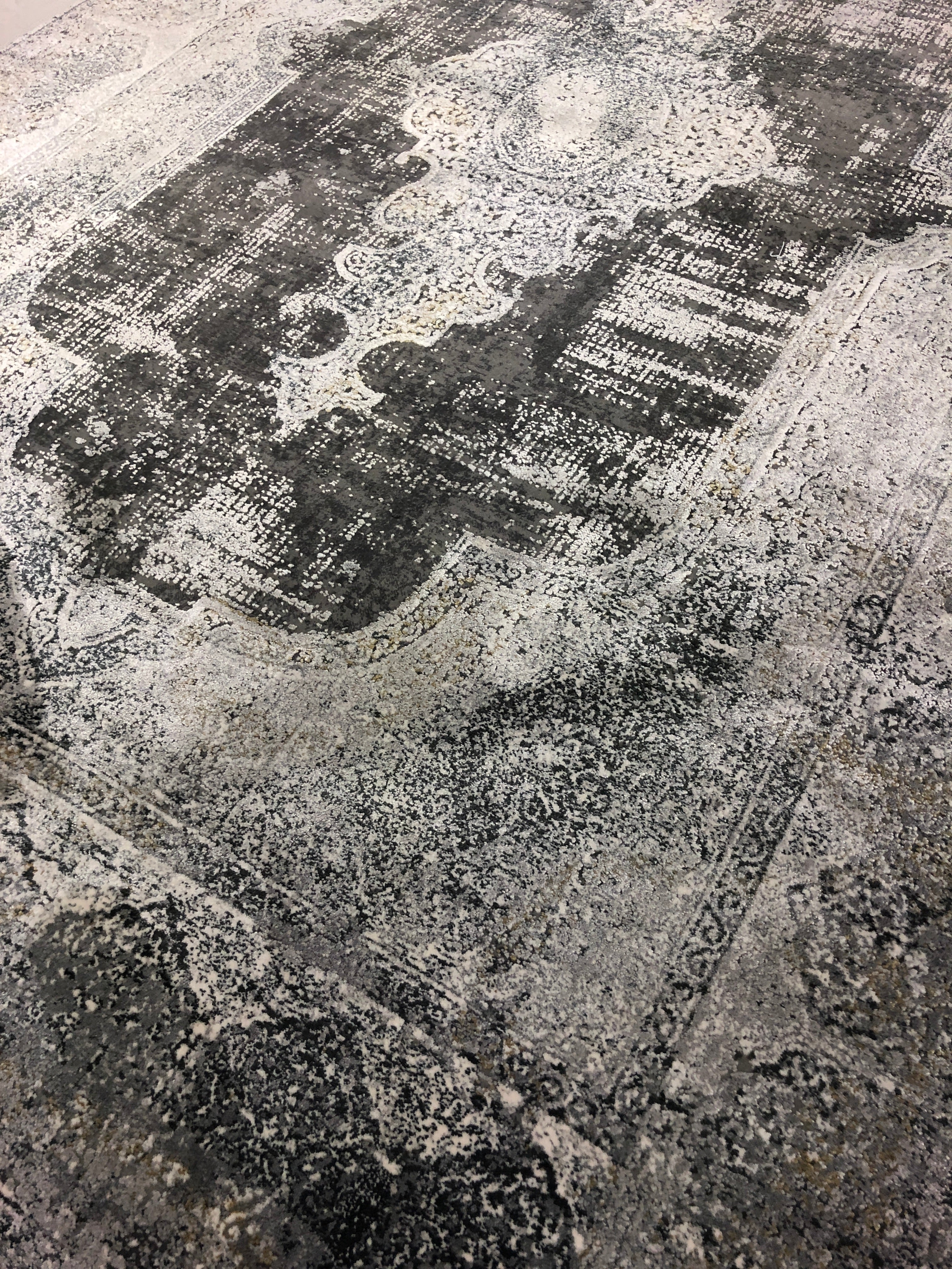 Toros Distressed Medallion Frost Grey Overdyed Rug