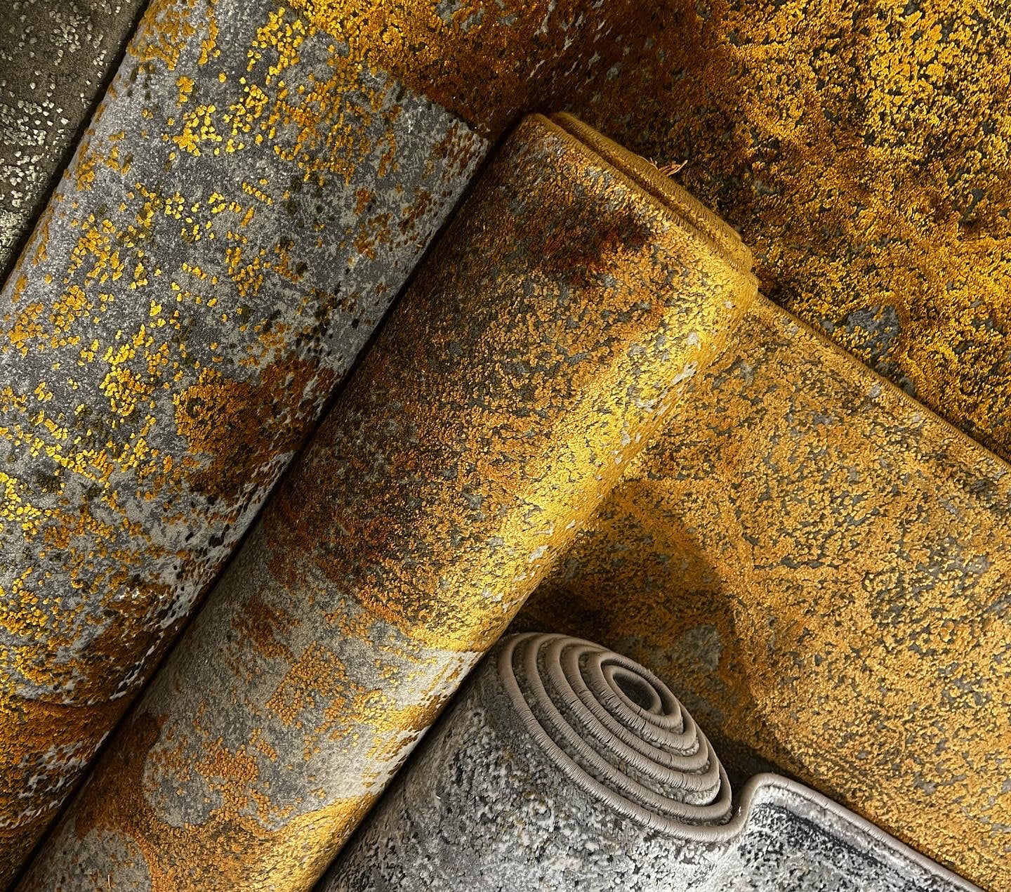 Toros Distressed Medallion Gold Overdyed Rug