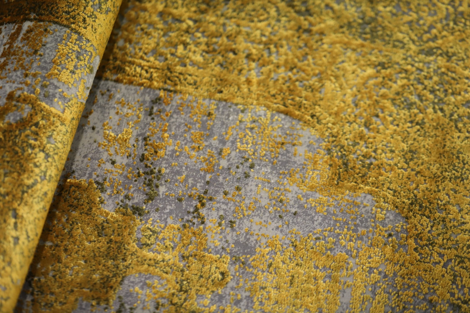 Toros Distressed Medallion Gold Overdyed Rug