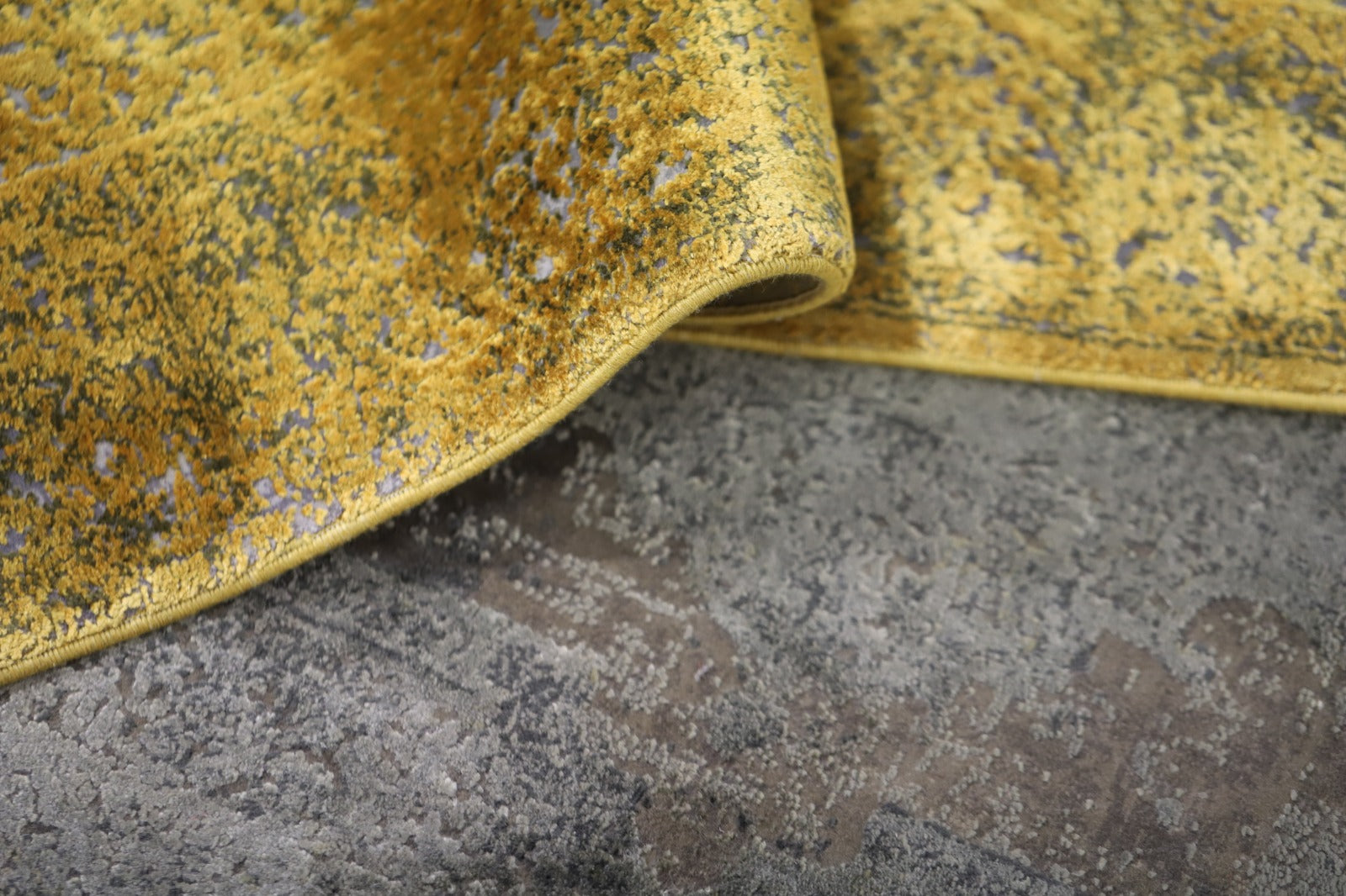 Toros Distressed Medallion Gold Overdyed Rug