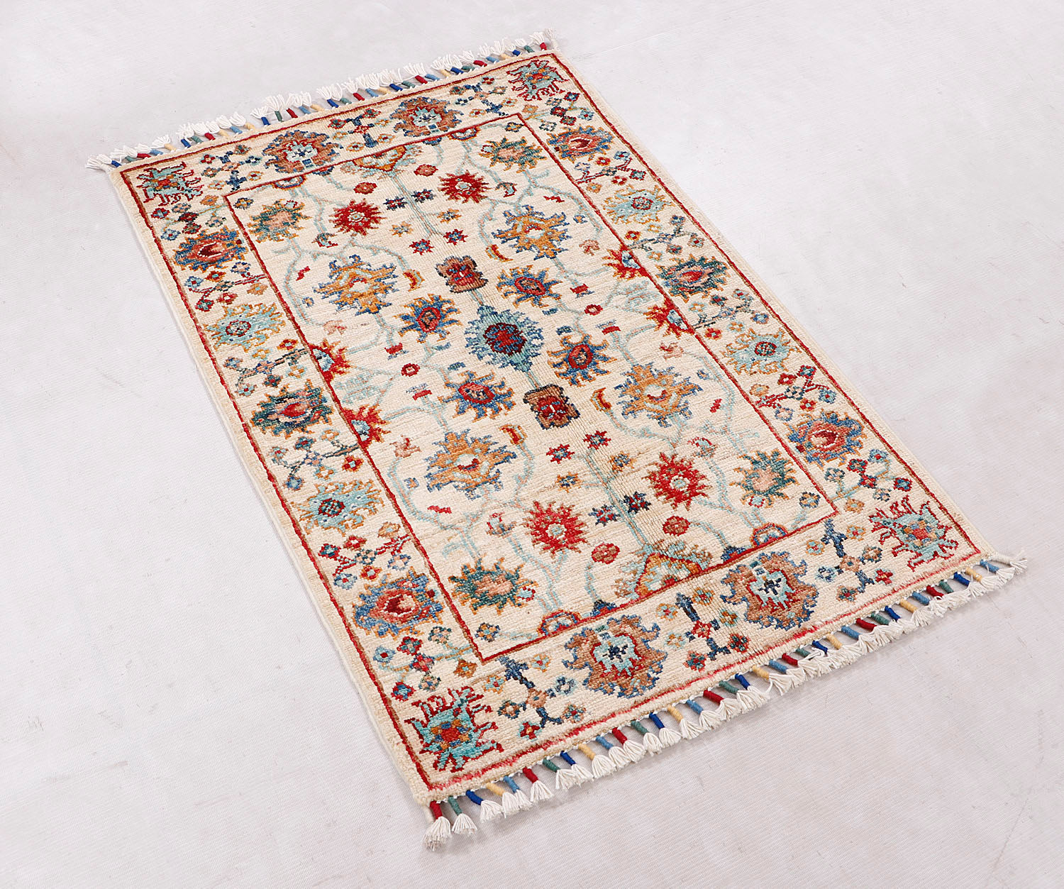 Sultani Ivory Rug PC 56763 - 0.91m X 0.62m