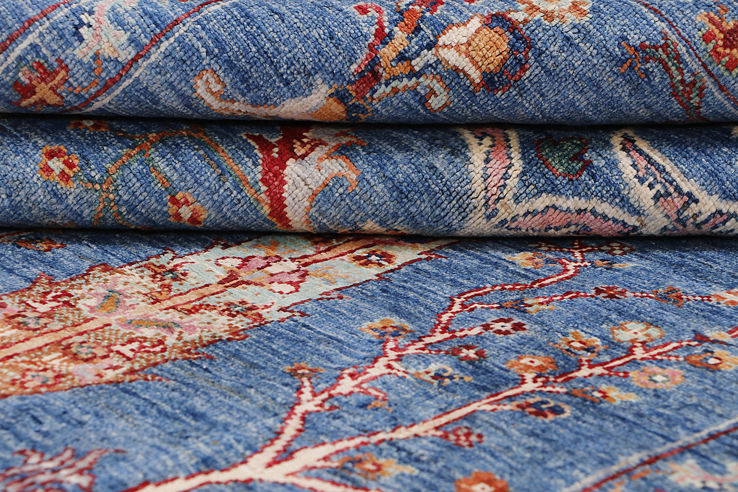 Pictorial Blue Rug PC 56845 - 2.42m X 1.74m