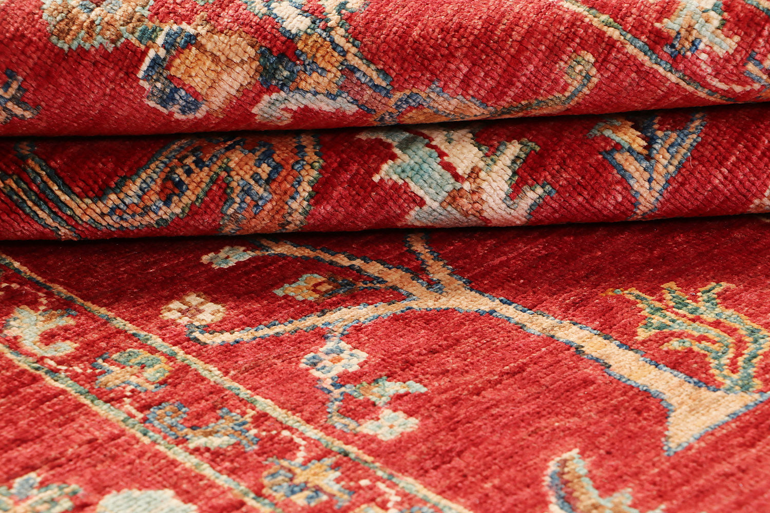 Pictorial Red Rug PC 55756 - 2.49m X 1.75m
