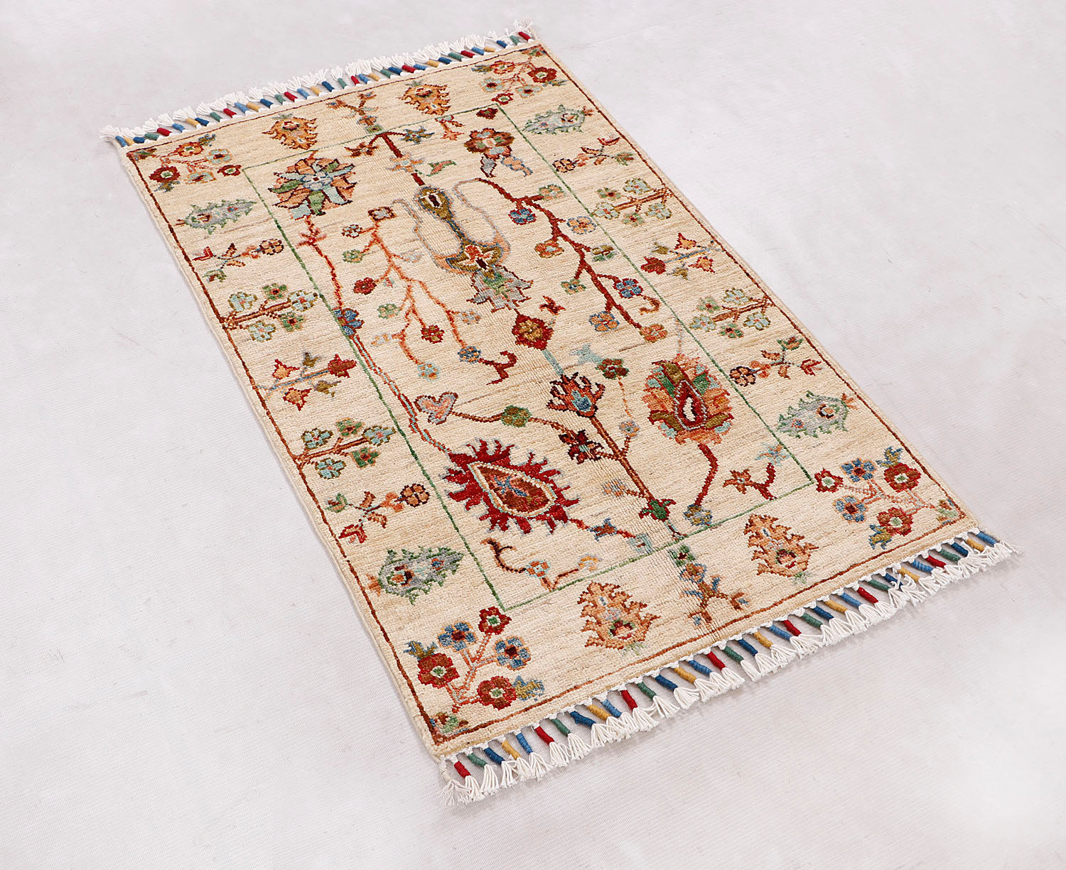 Sultani Ivory Rug PC 56837 - 0.93m X 0.60m